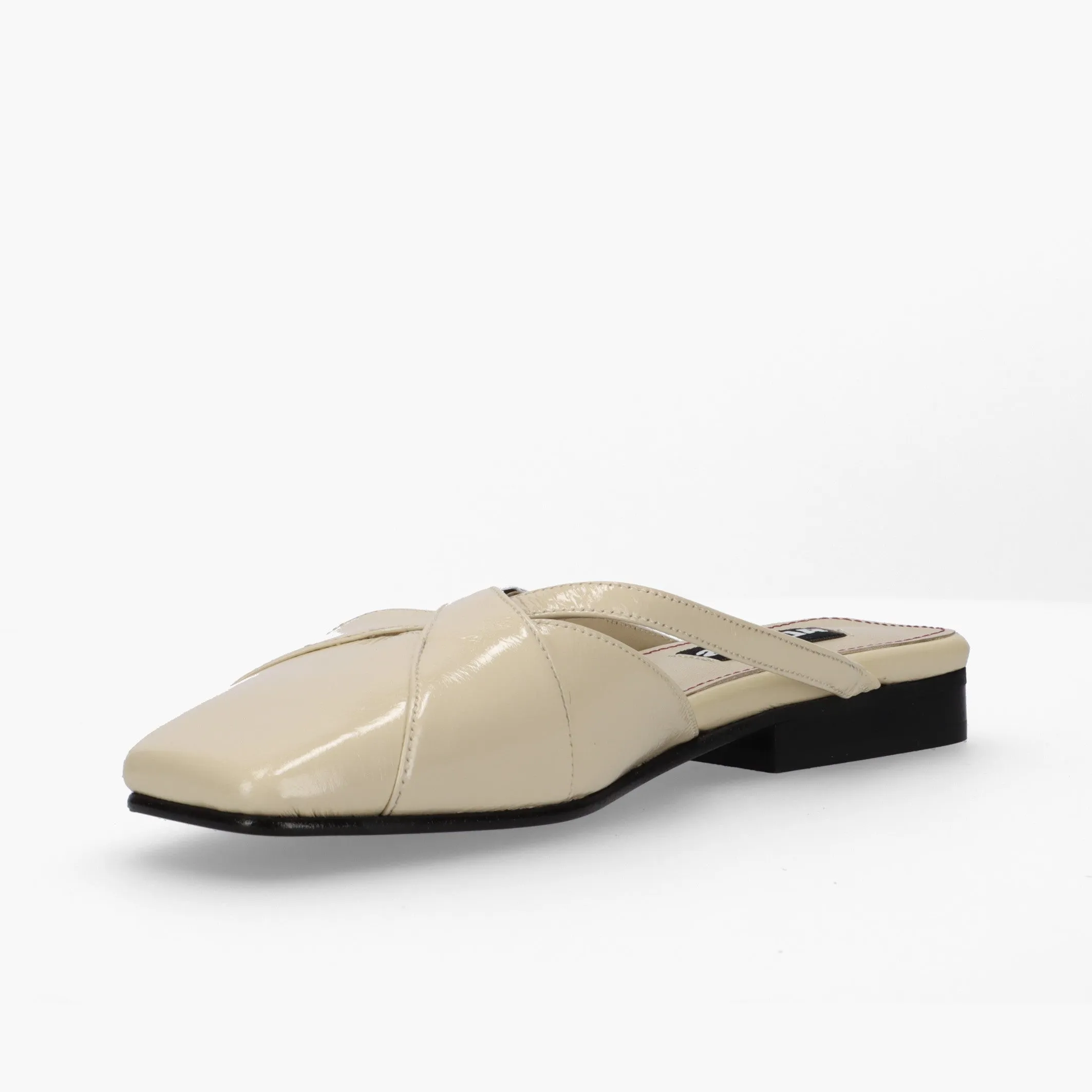 Adria Onix Cream Leather Mules