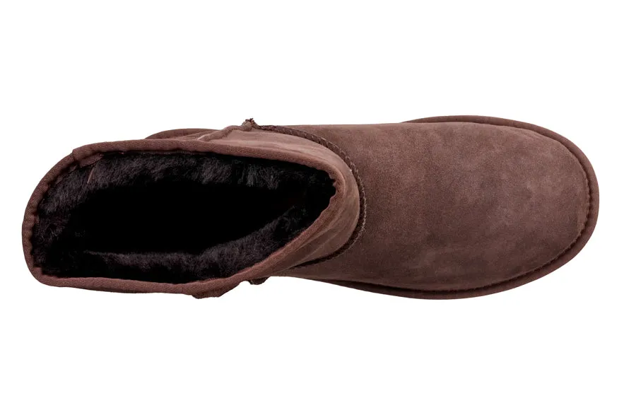 Ara Vienna Brown