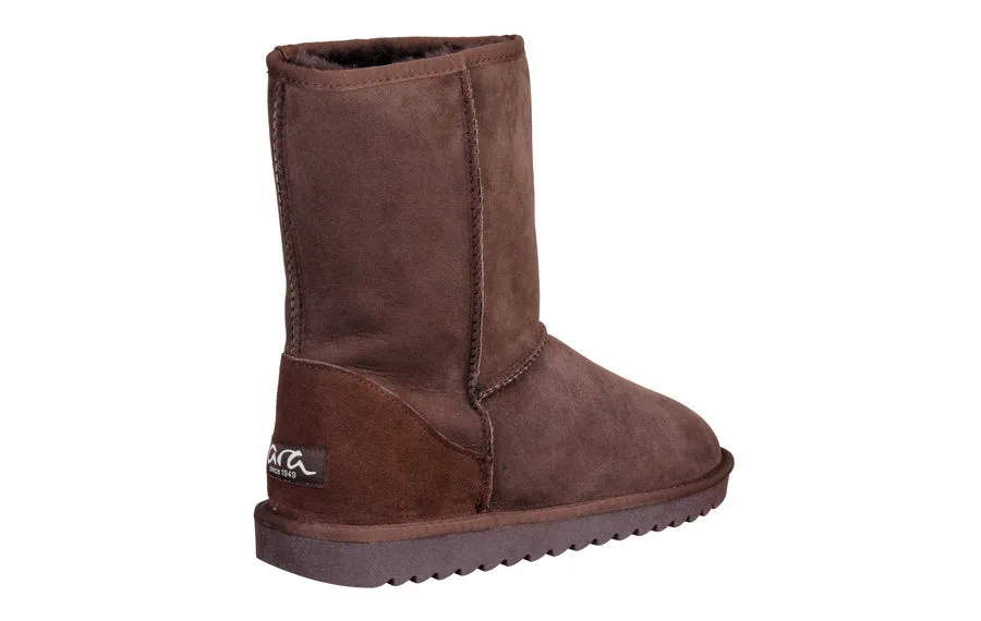 Ara Vienna Brown