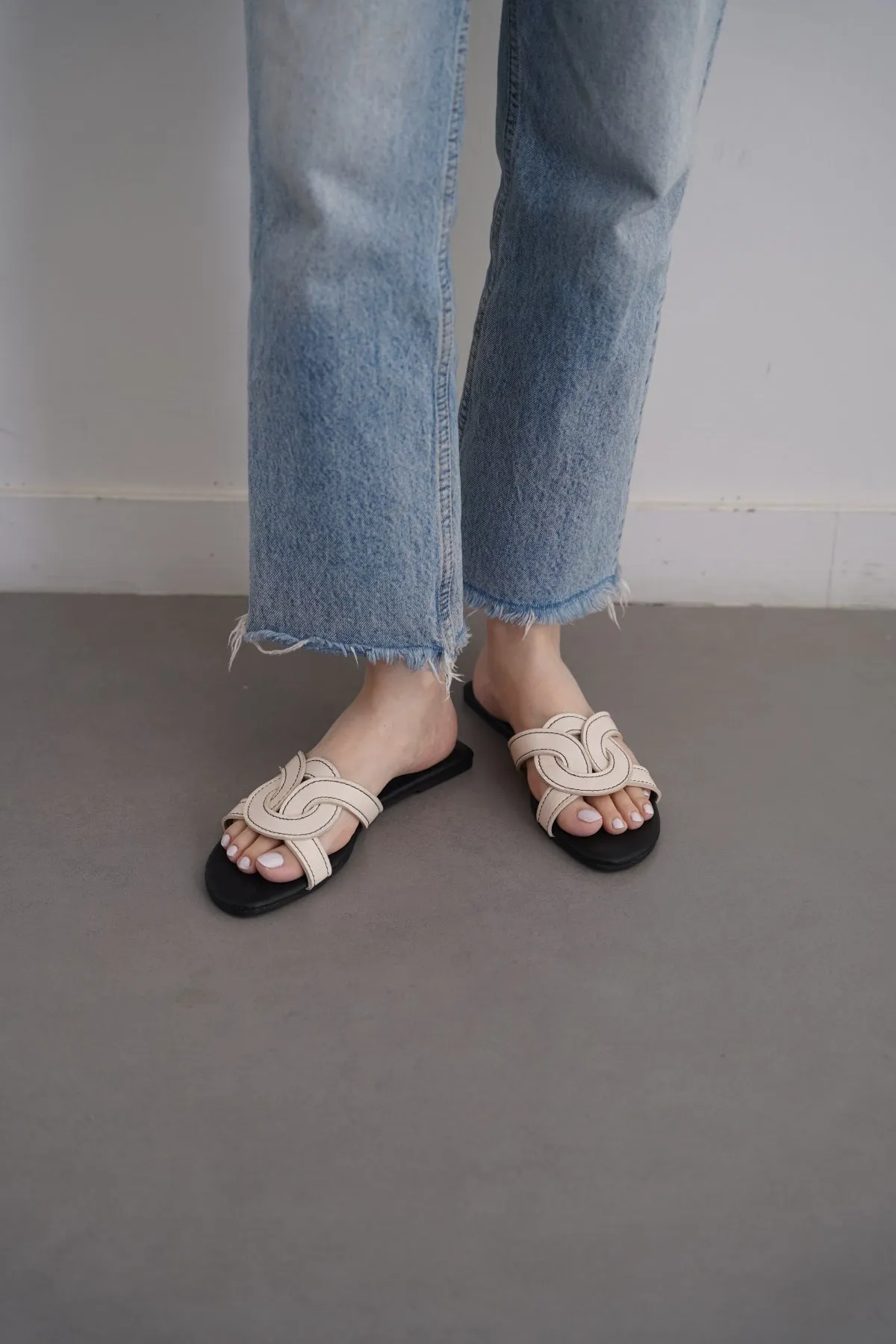BOULEVARD SLIDES