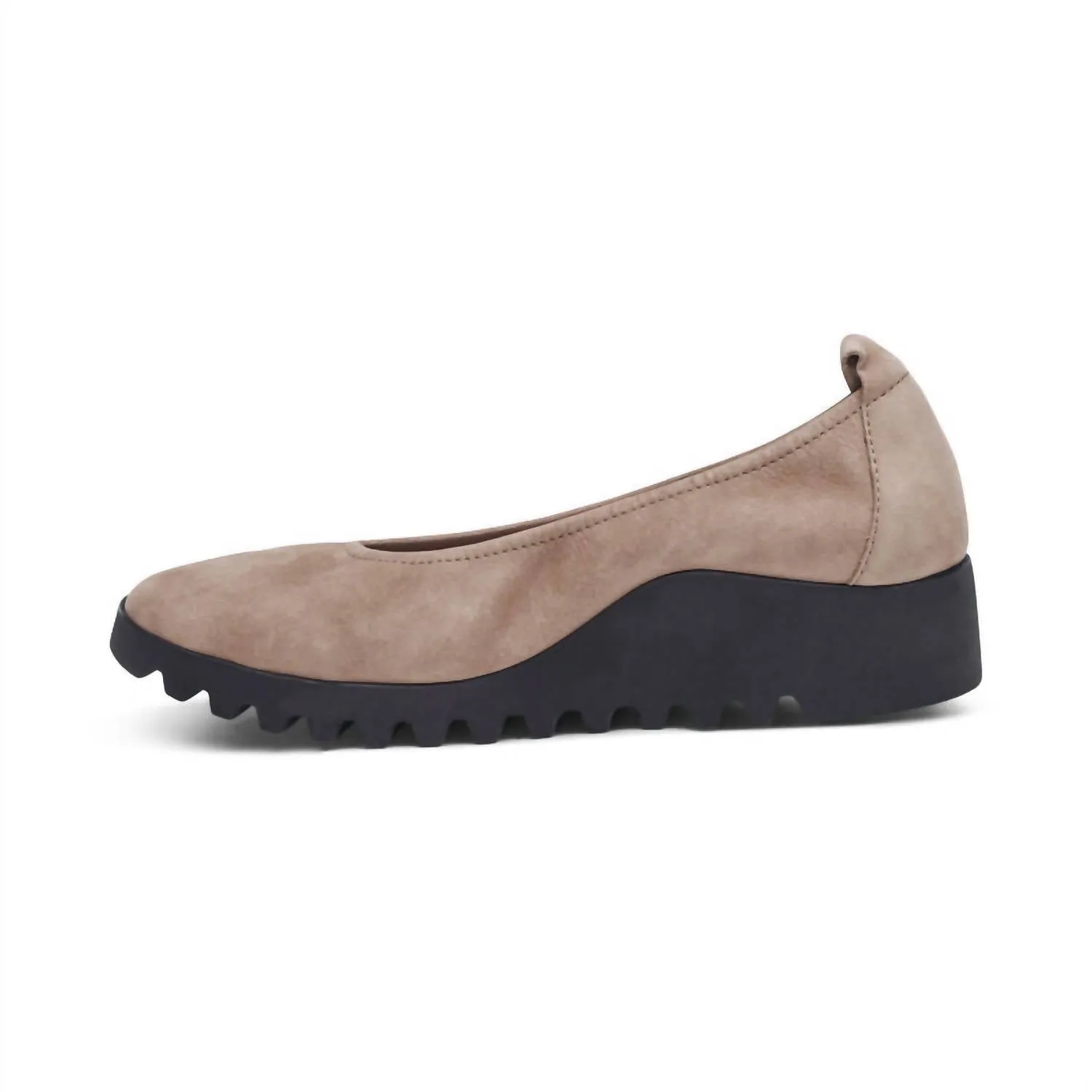 Brianna Women's Shoes In Beige