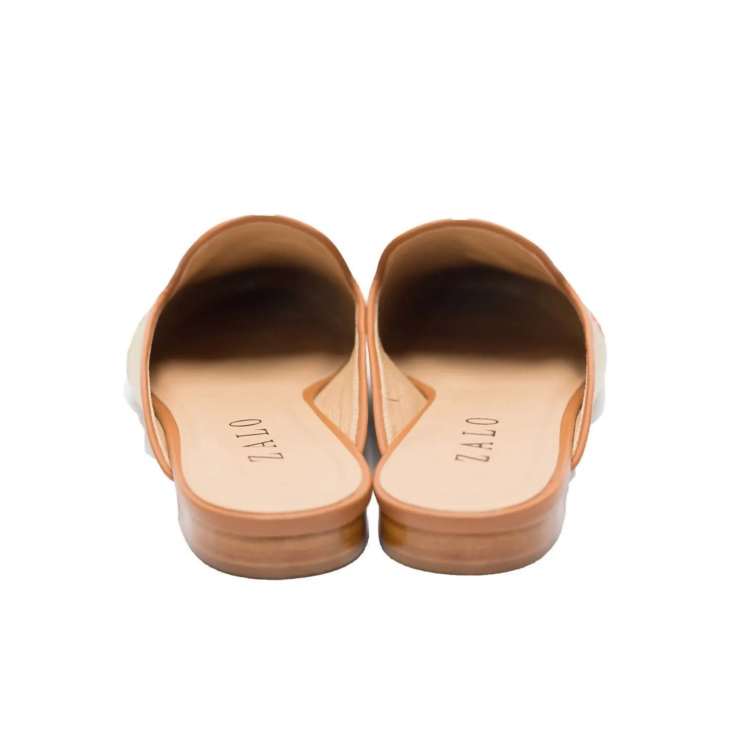 Coral Mule In Natural
