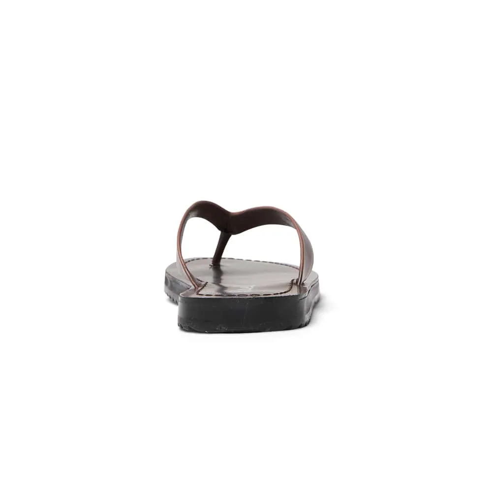 Corfu Flat in Chocolate Smooth