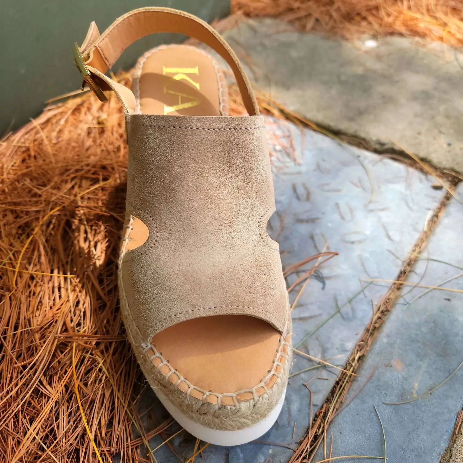 Espadrille Wedge In Nude