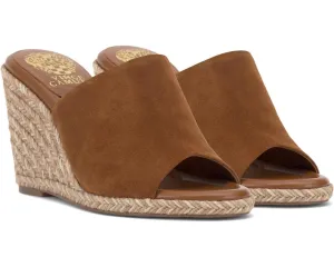 Fayla Wedge Sandal In Golden Walnut