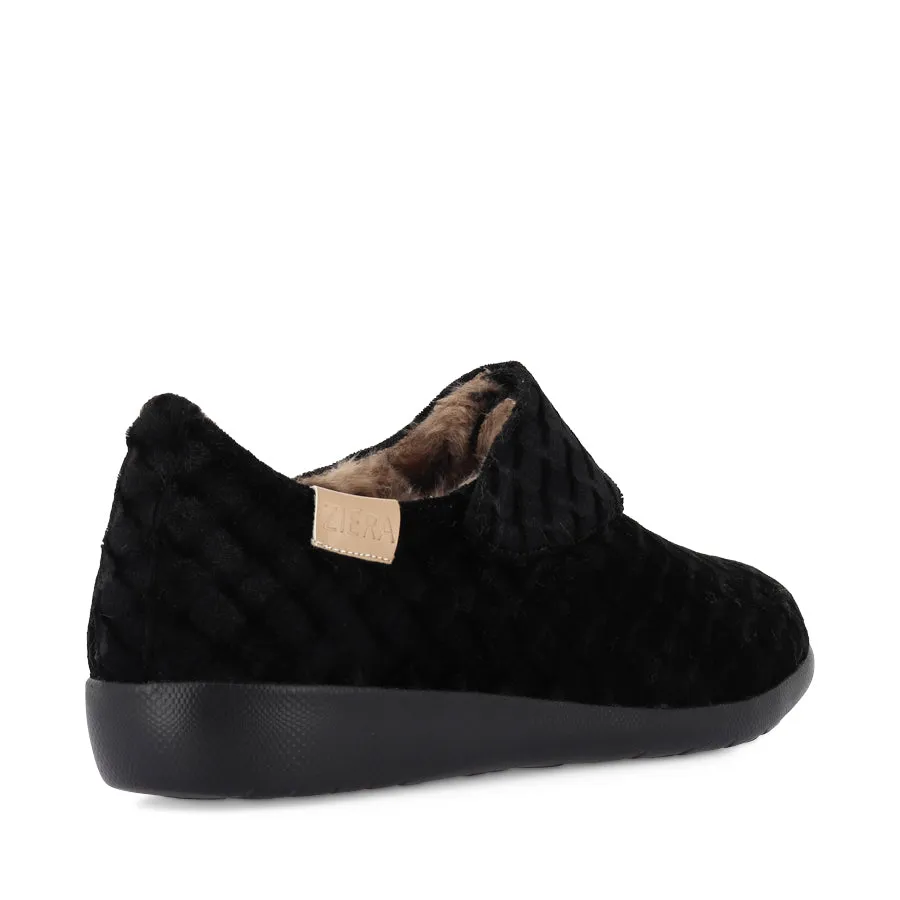 FLISS - BLACK EMBOSSED