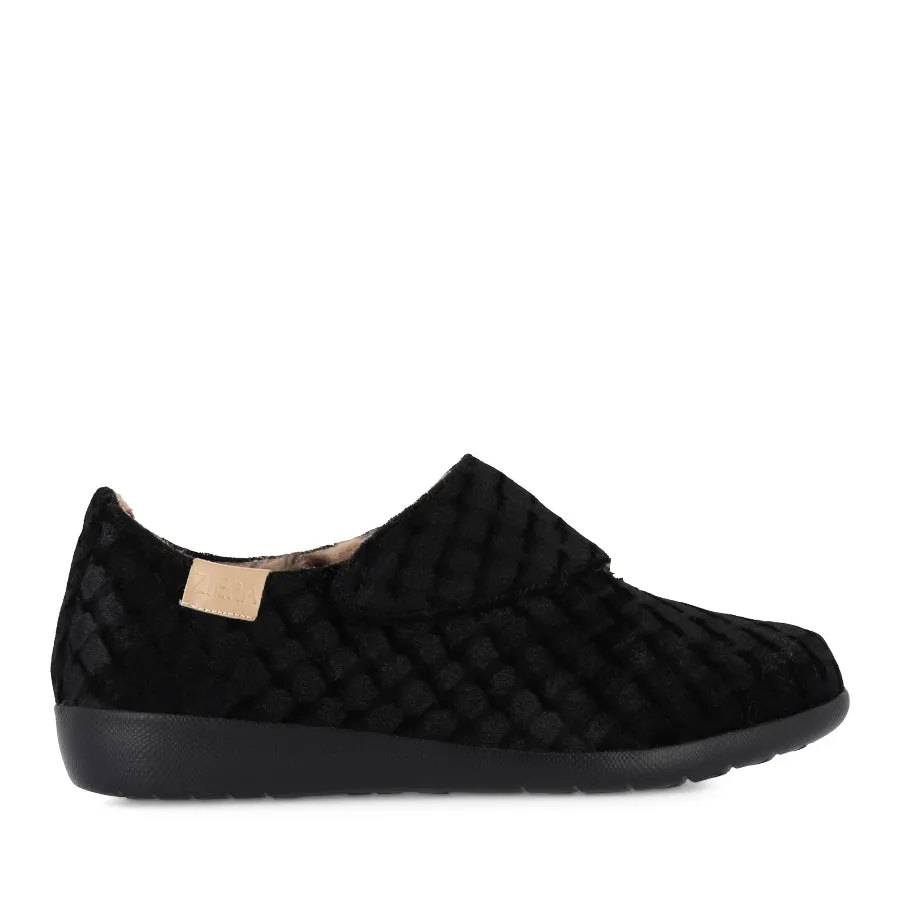 FLISS - BLACK EMBOSSED