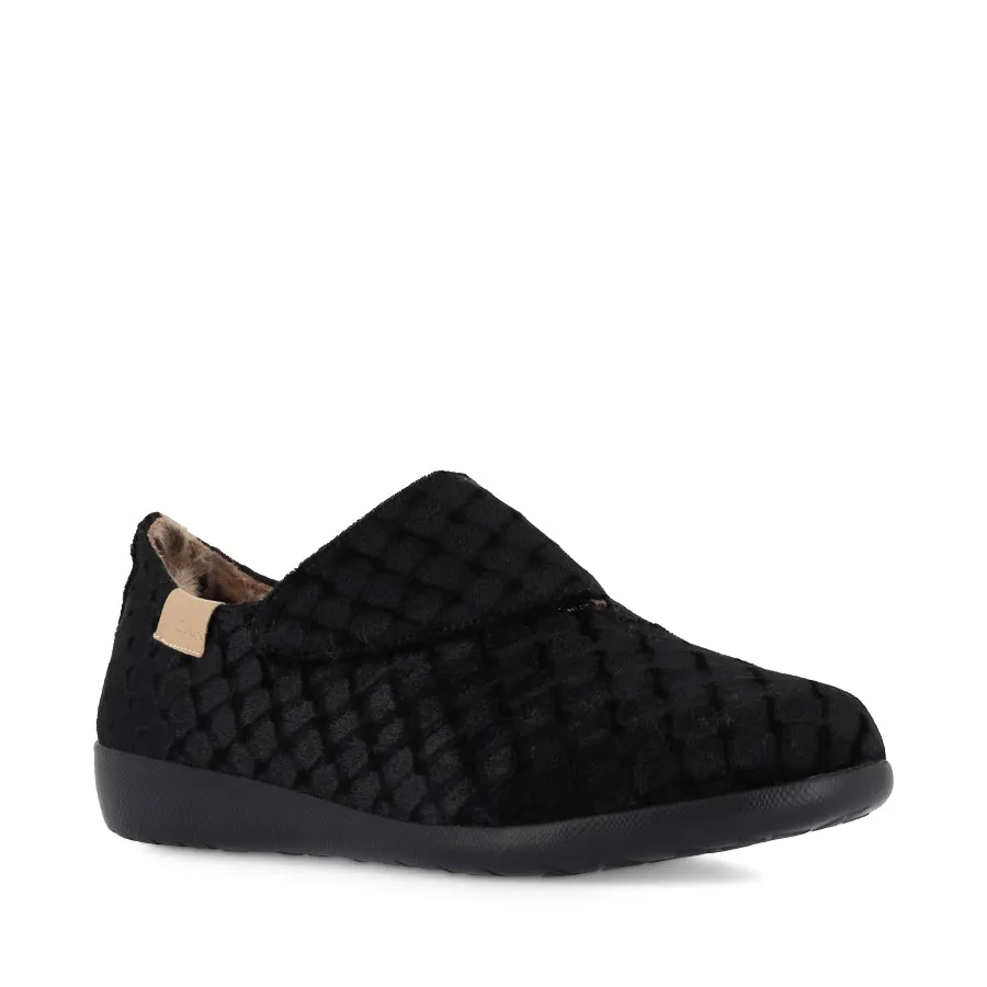 FLISS - BLACK EMBOSSED