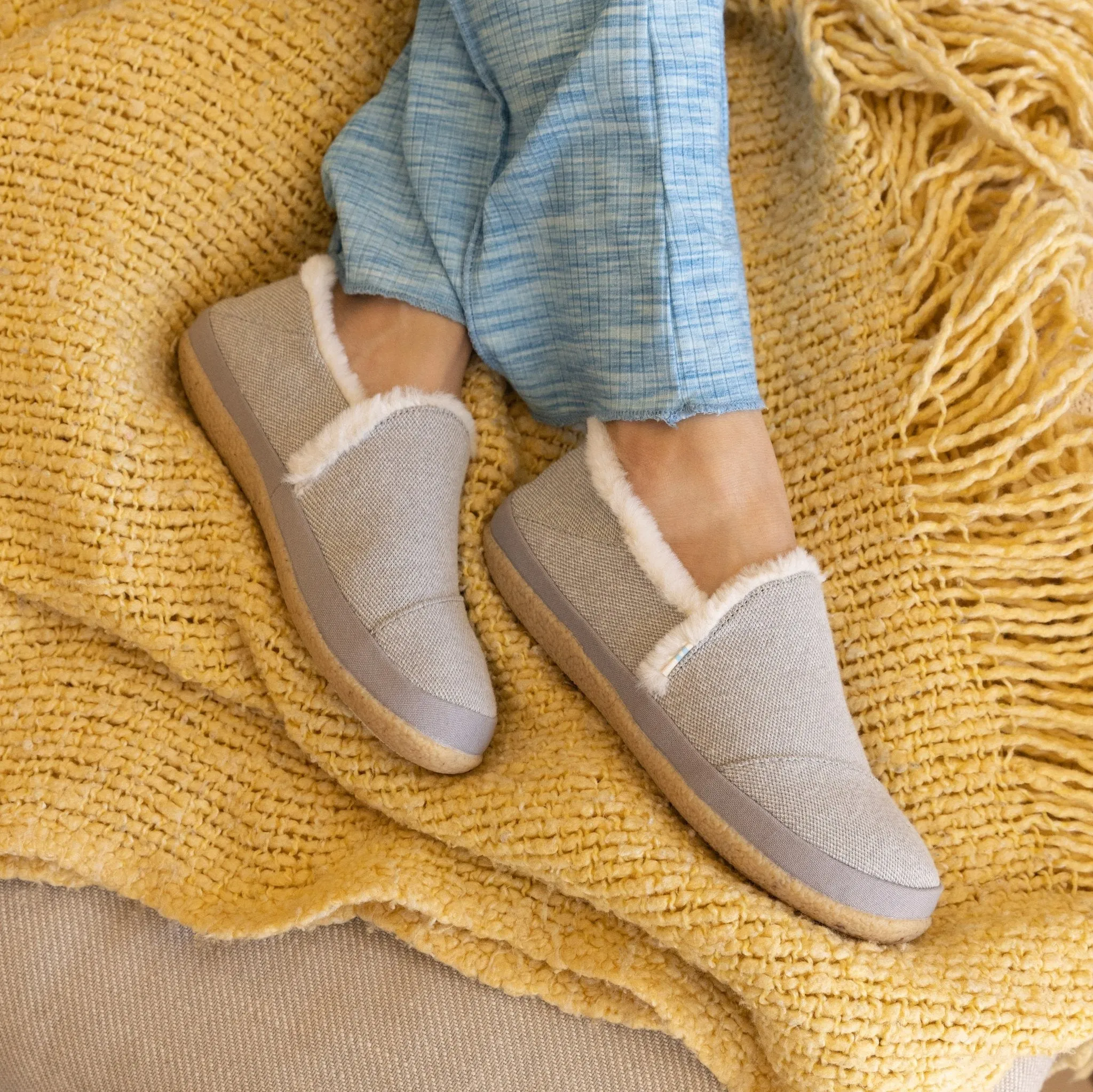 India Drizzle Grey Faux Fur Slipper