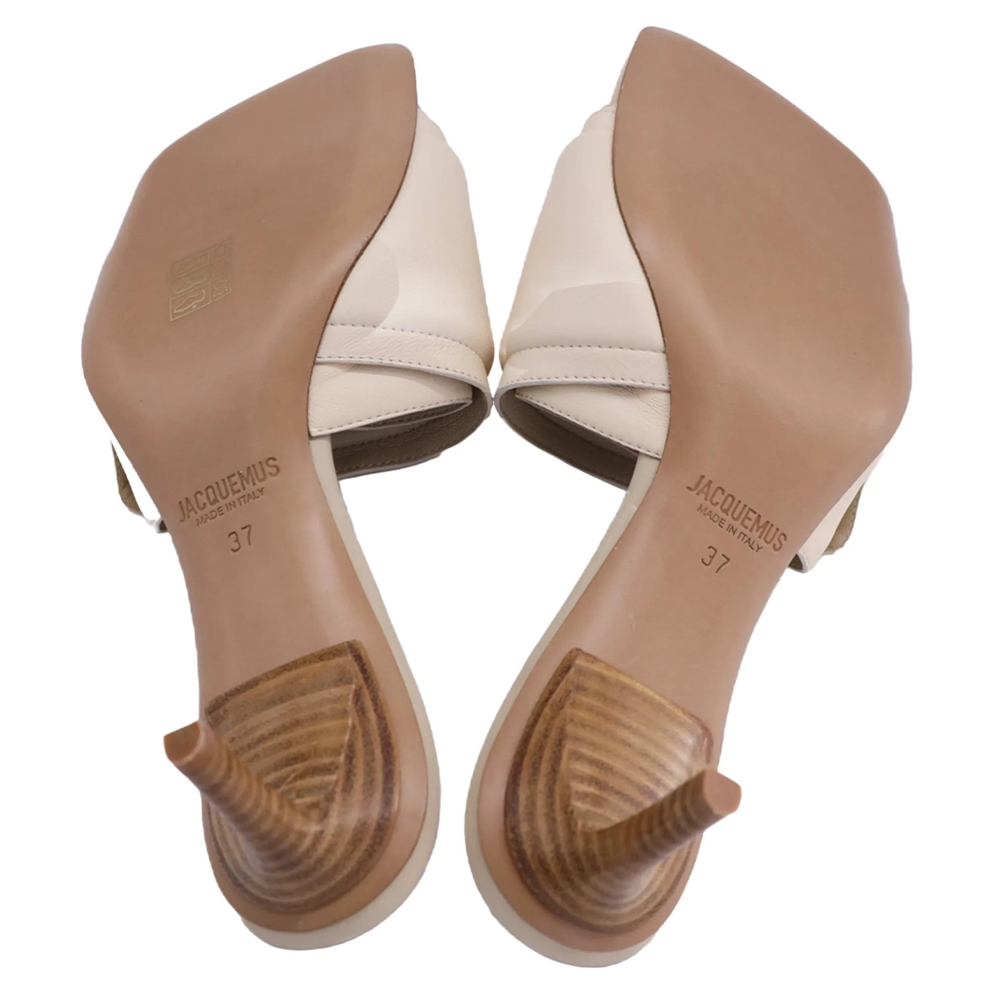 Jacquemus Piscine Padded Mules in Beige Leather
