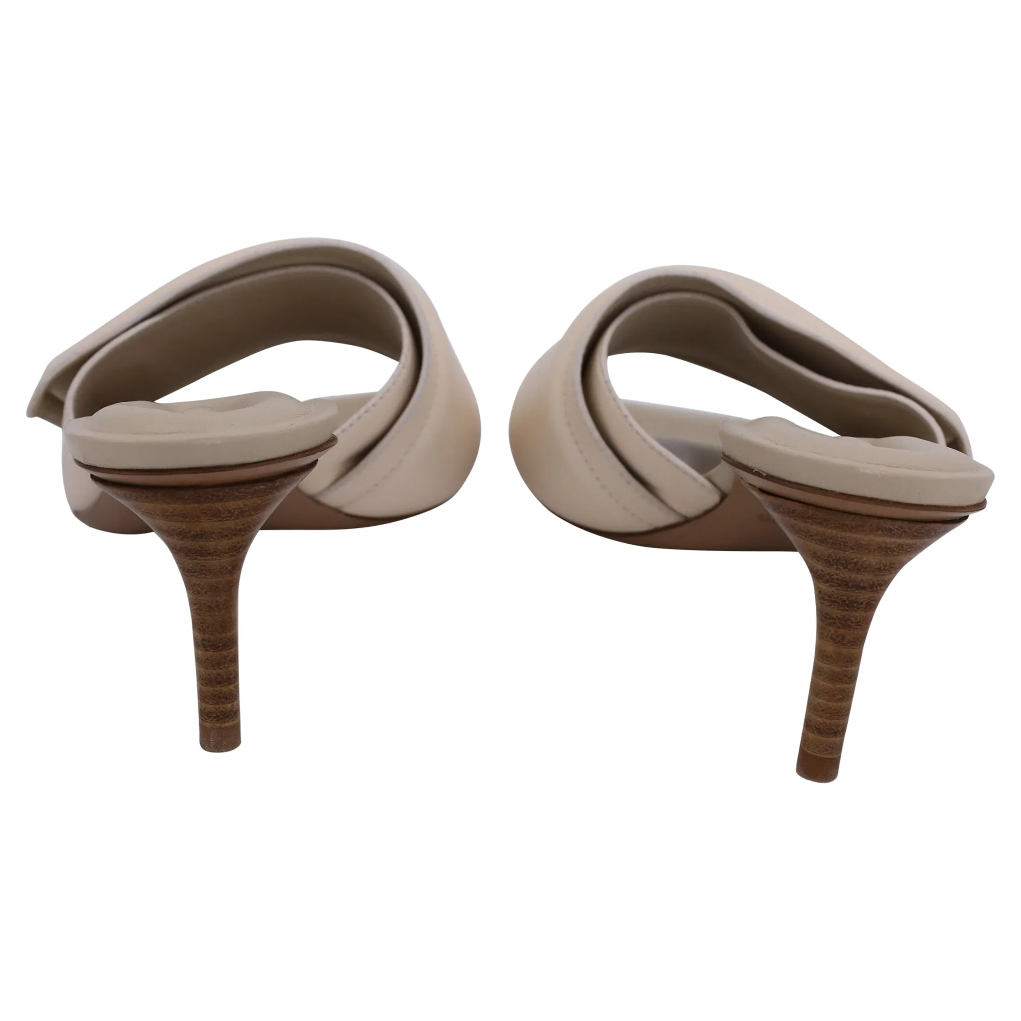 Jacquemus Piscine Padded Mules in Beige Leather