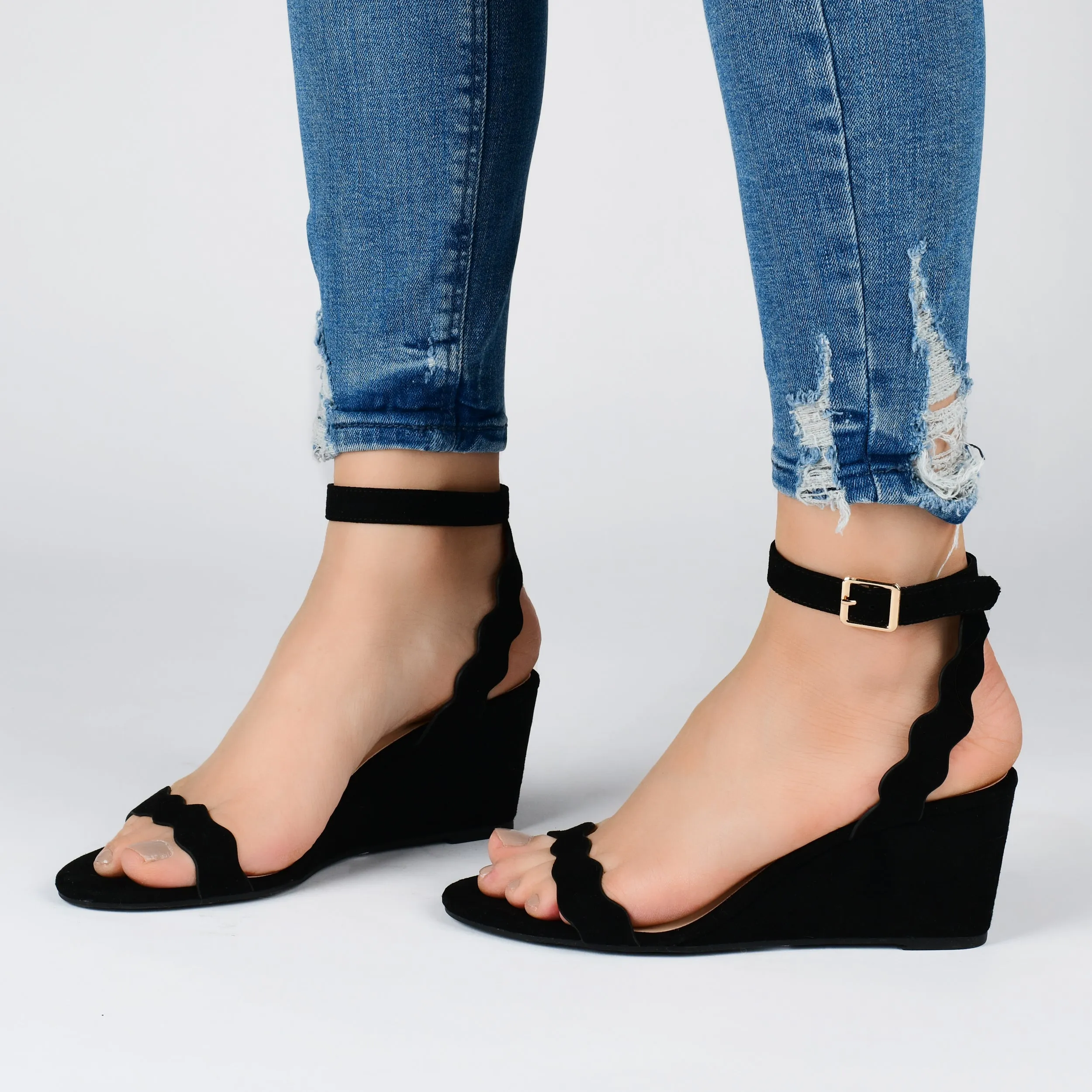 Journee Collection Women's Loucia Wedge