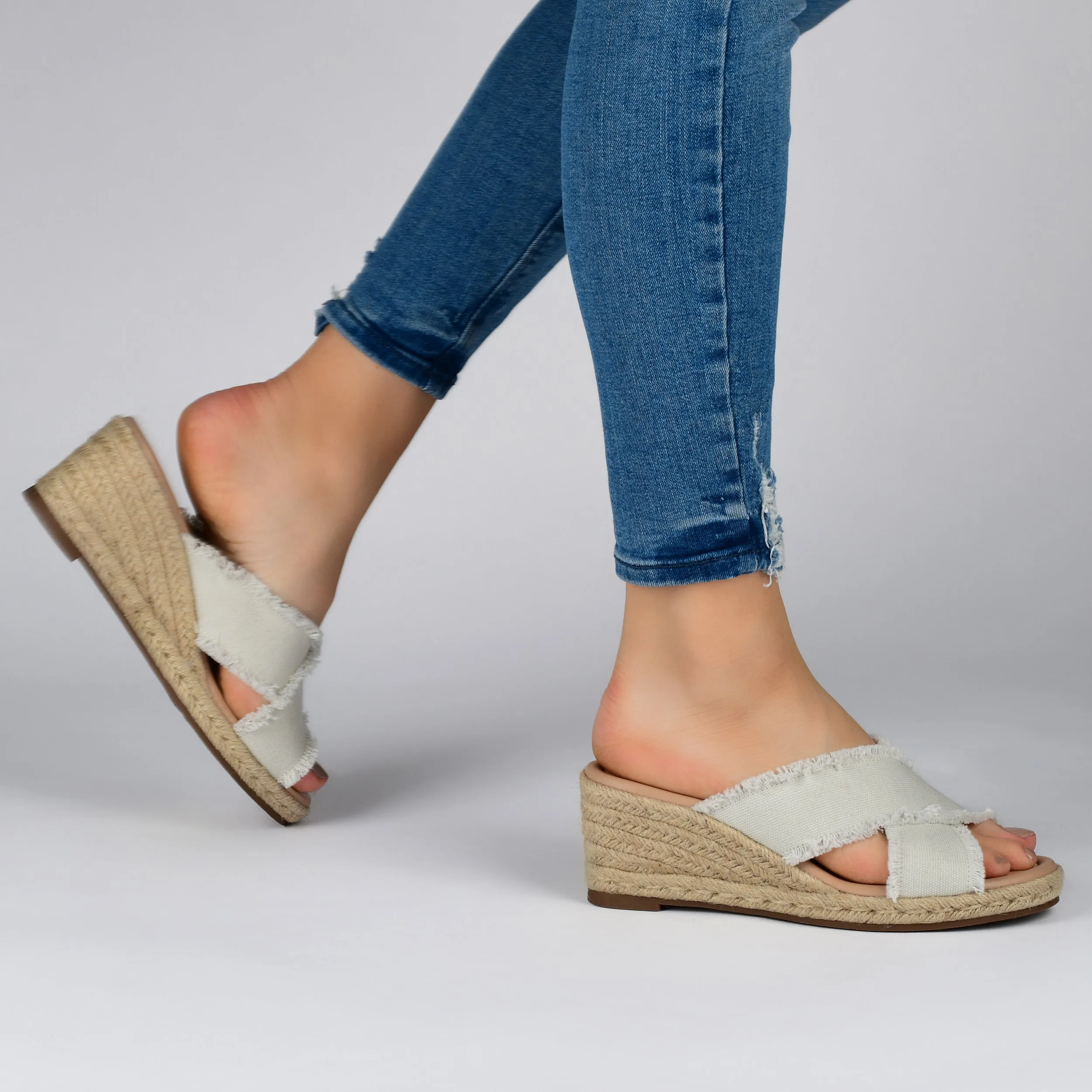 Journee Collection Women's Tru Comfort Foam Shanni Wedge