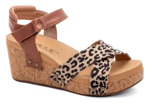 Kindle Wedge Sandal In Brown