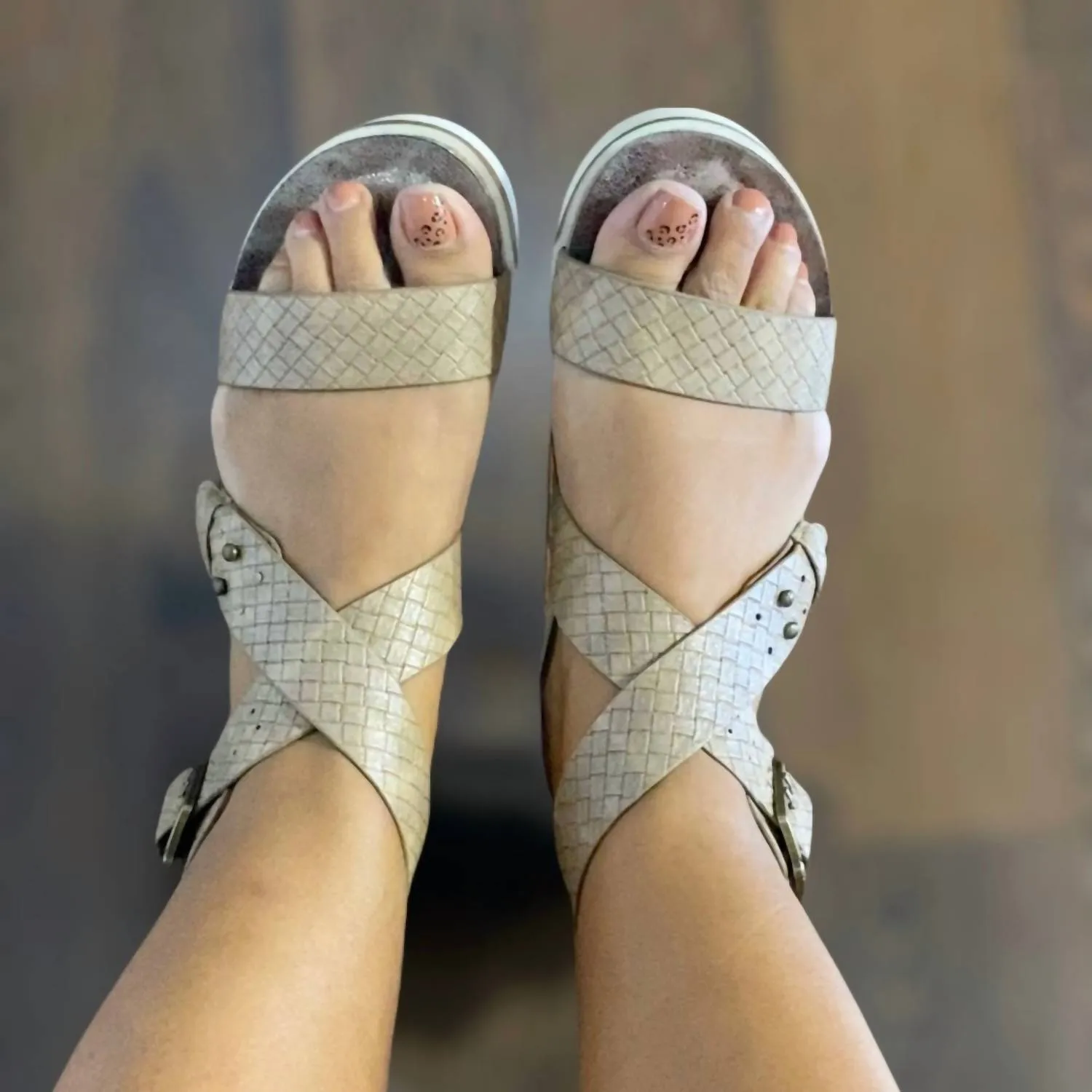 Lisle Wedges In Taupe Tan