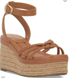 Loressa Wedge In Golden Walnut