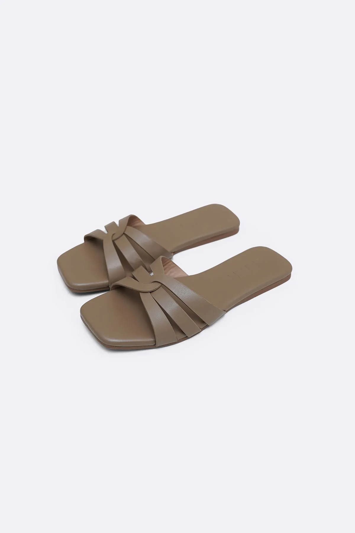 MINIMAL STRAPPY SLIDES