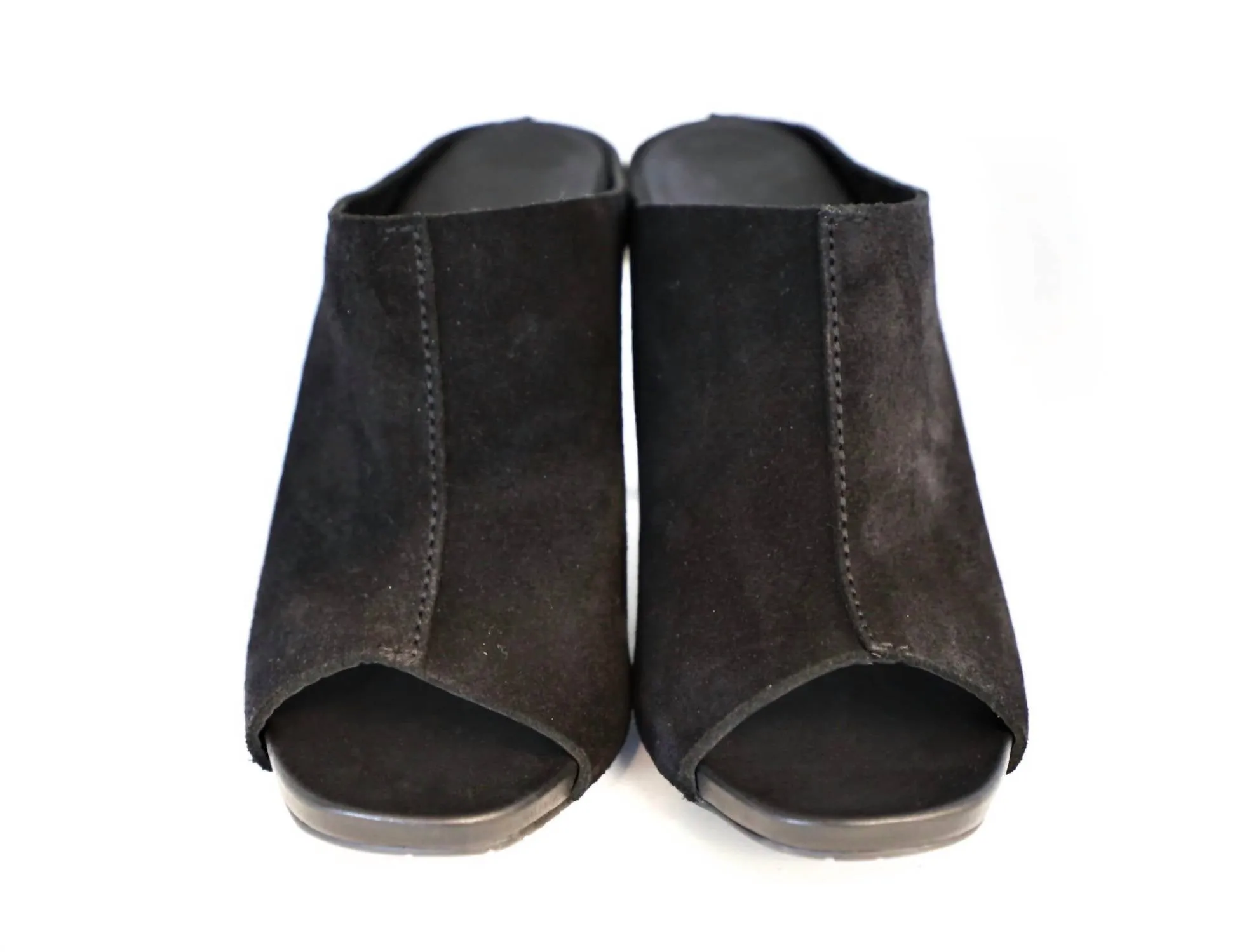 Nobby Open Toe Mule In Black