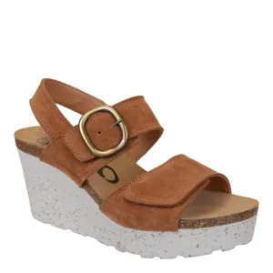 Peasant Wedge Sandal In Camel