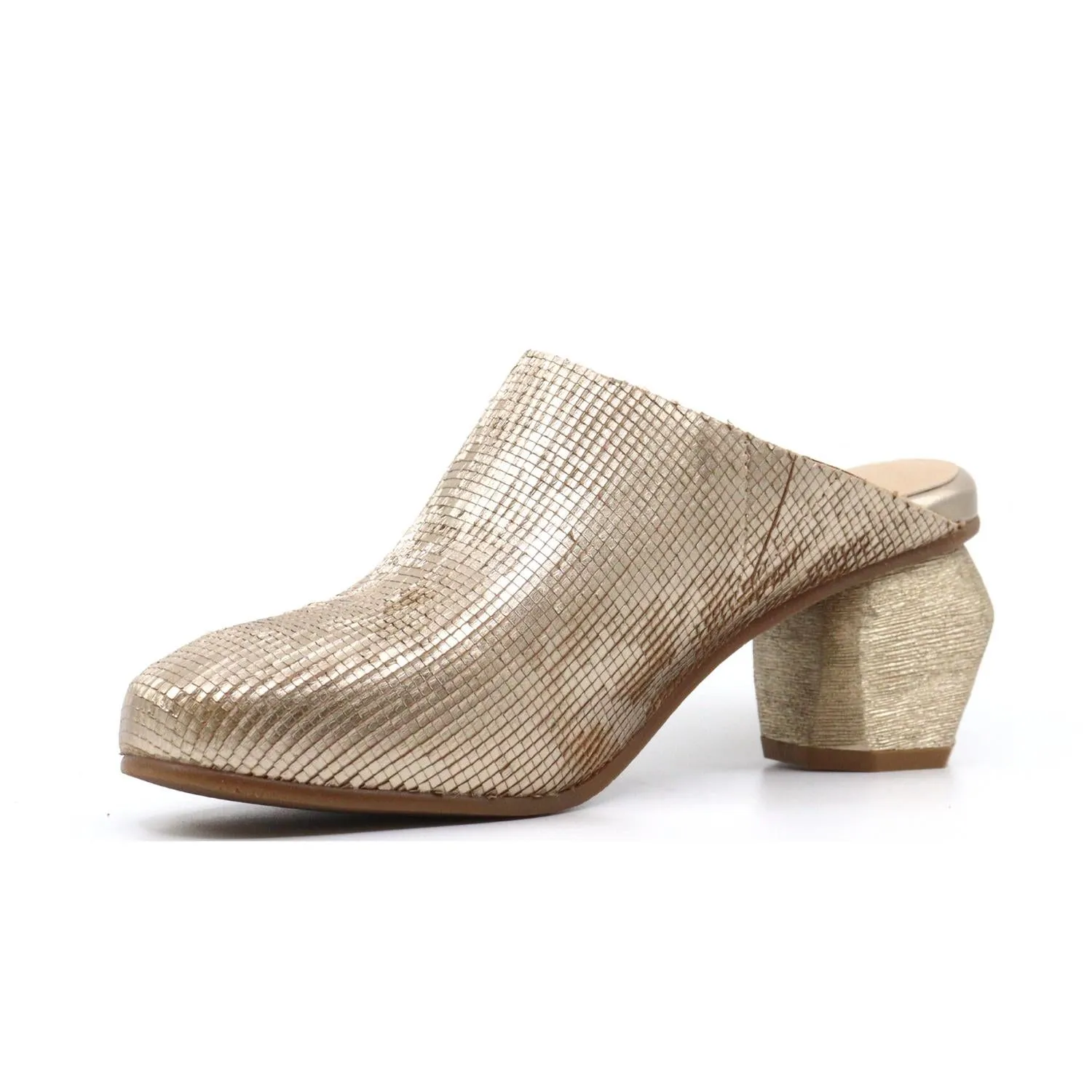 Peni Mule Block Heel Shoe In Gold