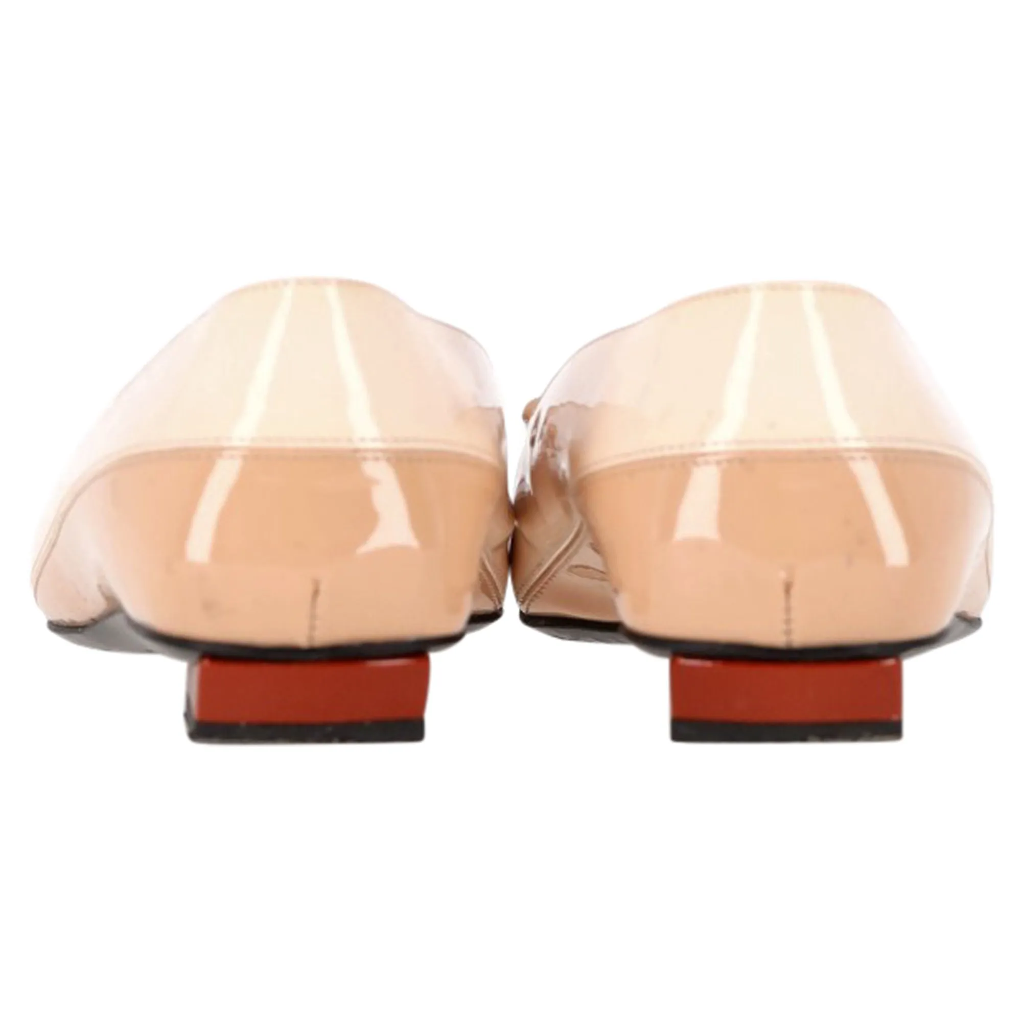 Roger Vivier Belle Vivier Buckle Flats in Beige Patent Leather
