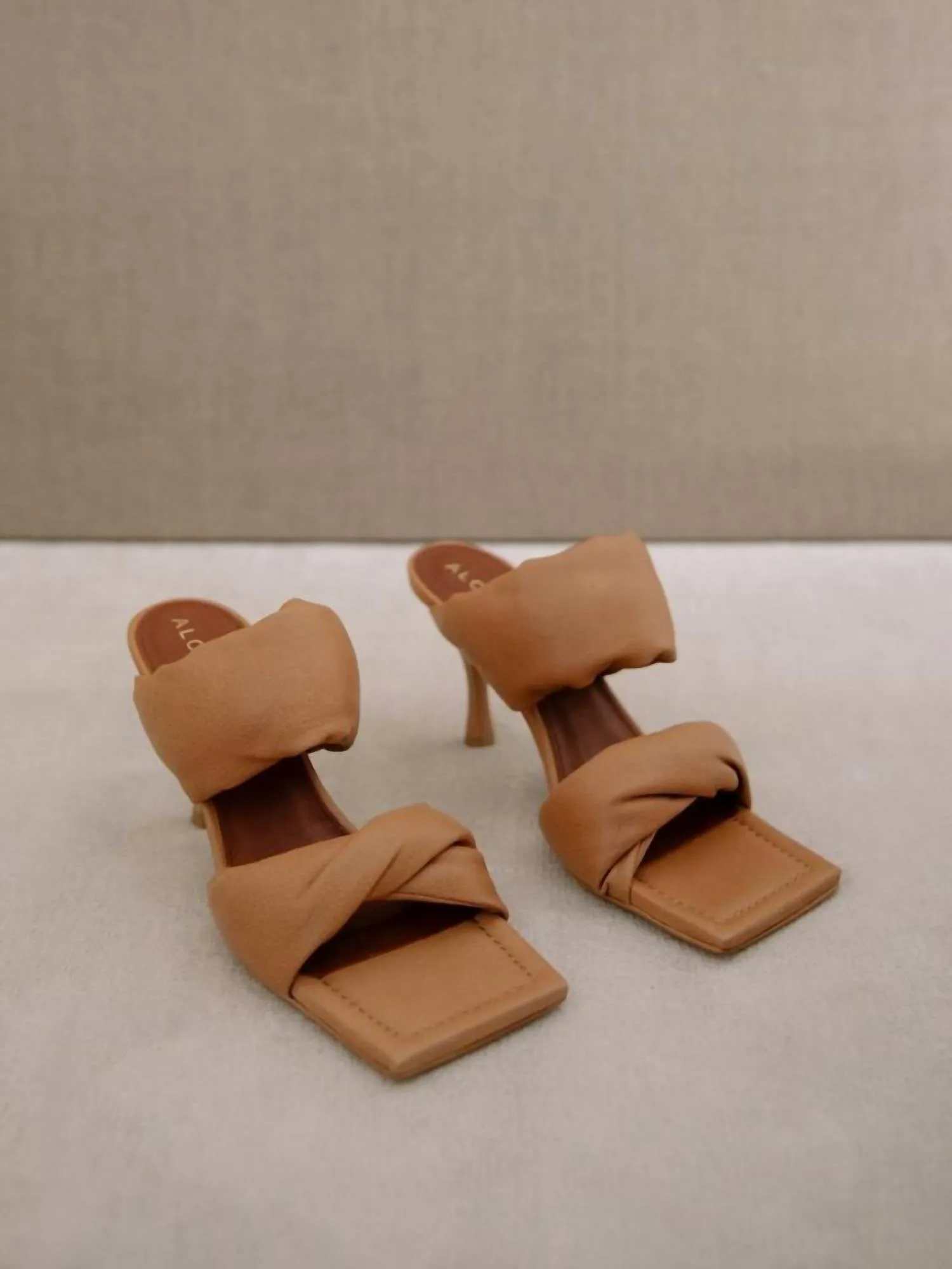 Twist Strap Leather Mules In Camel