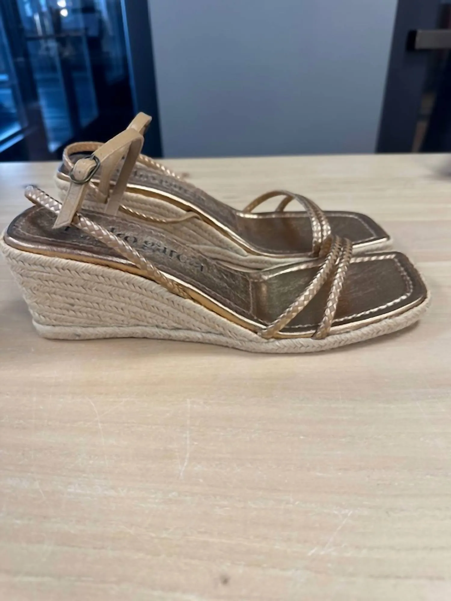 Women Idun Sandal In Tan Soft Kid   Foil