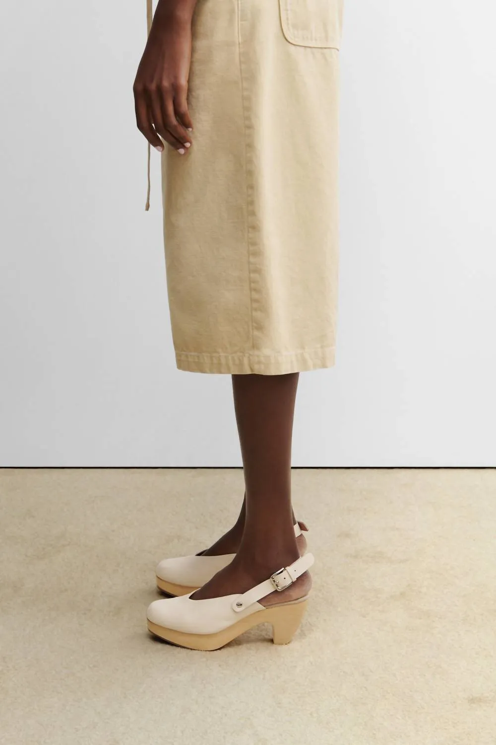 Women Myst Clog In Champagne