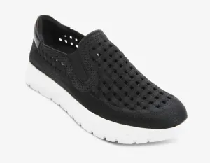 Women Quay Shoes In Black