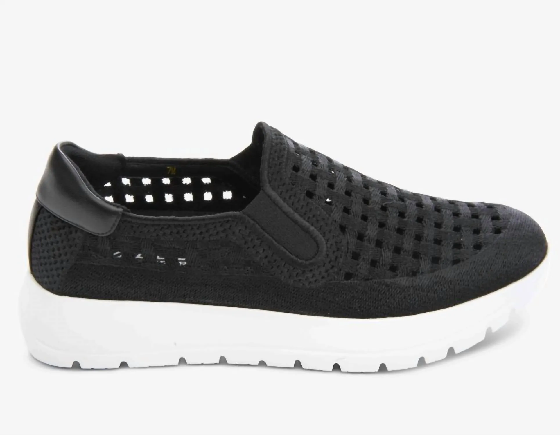 Women Quay Shoes In Black