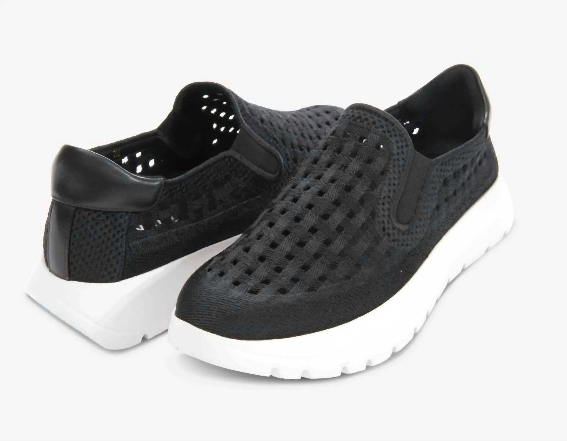 Women Quay Shoes In Black