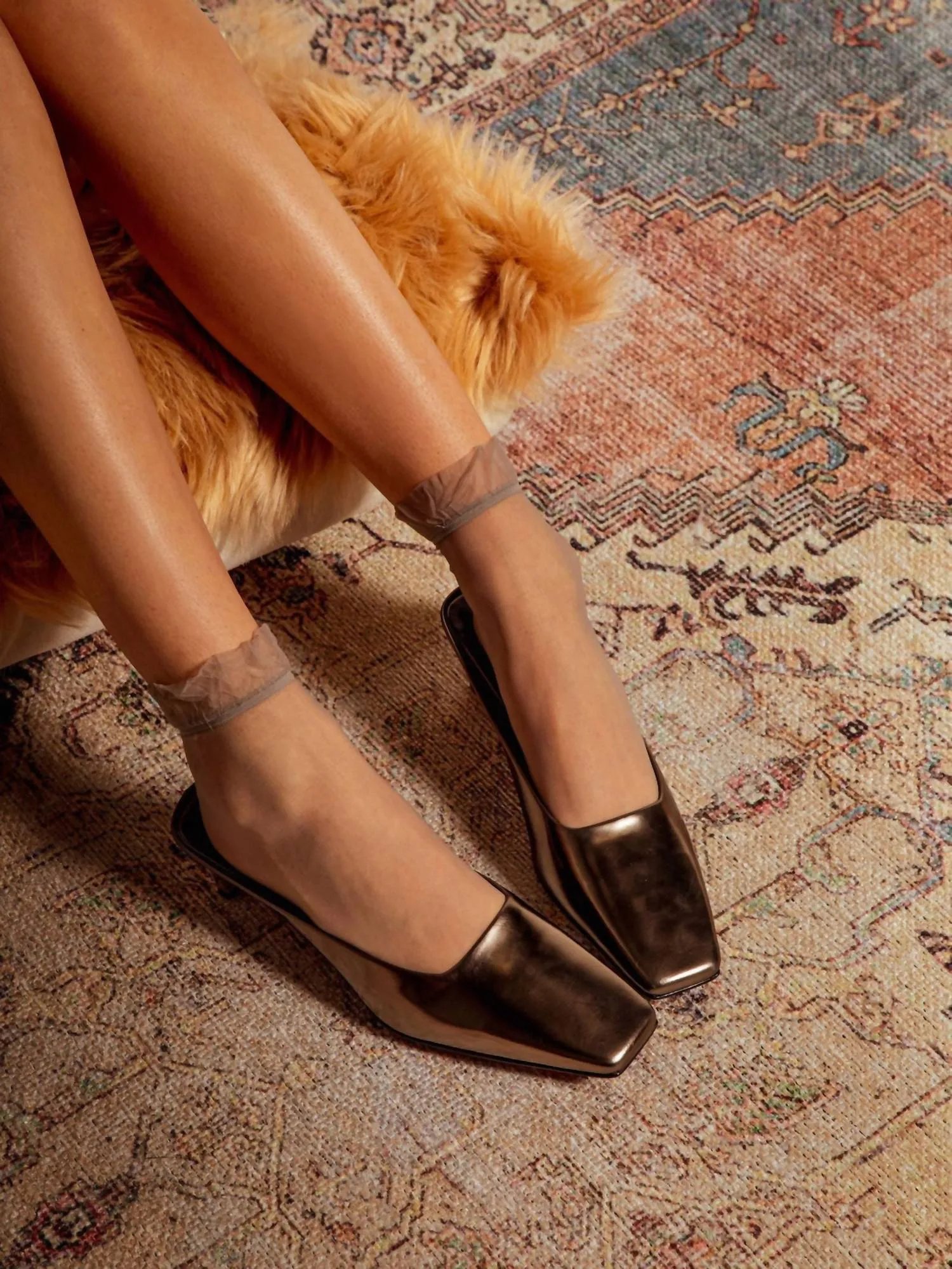 Women Sia Square Toe Mule In Gloss Metallic Gobi