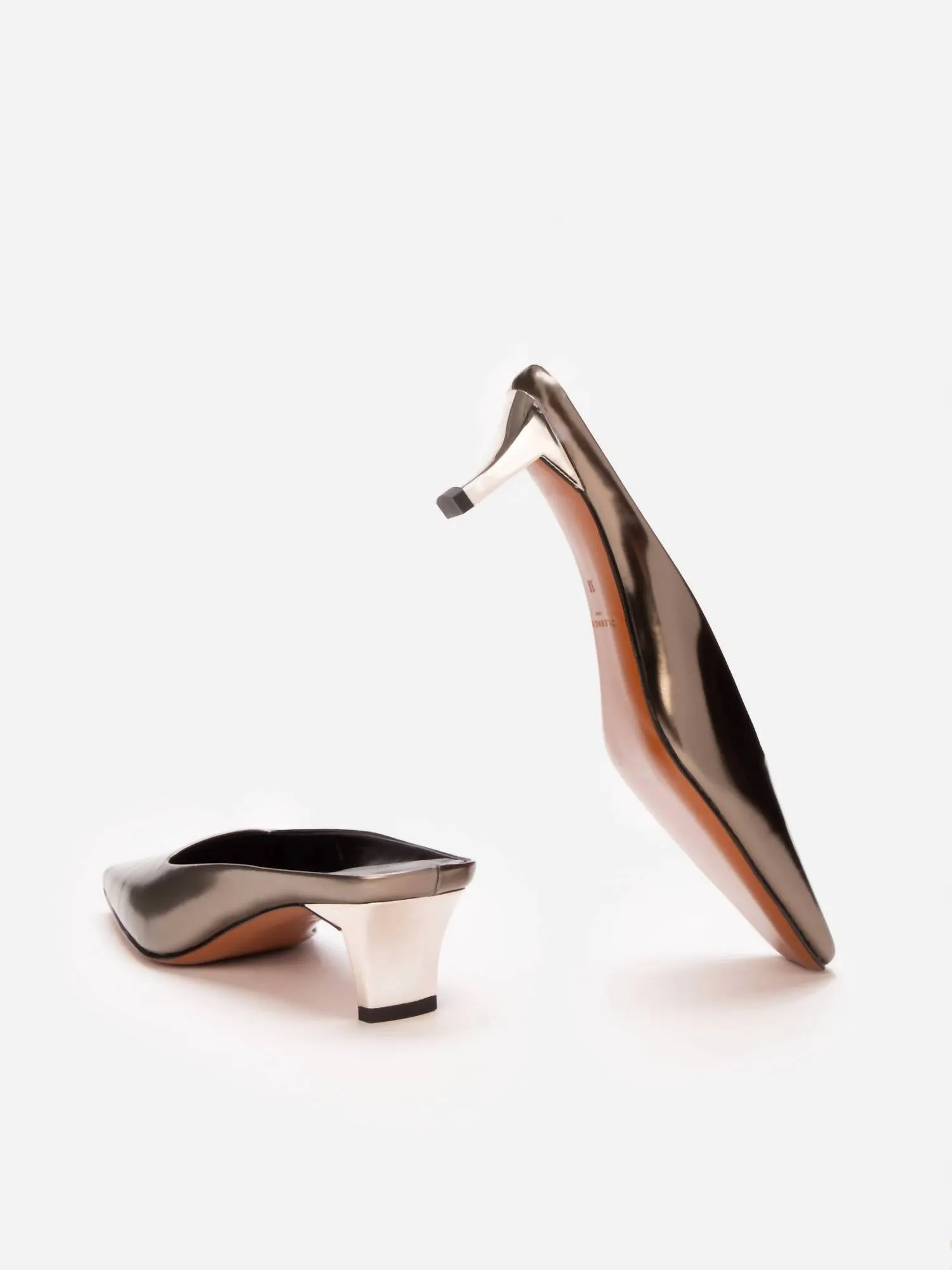 Women Sia Square Toe Mule In Gloss Metallic Gobi