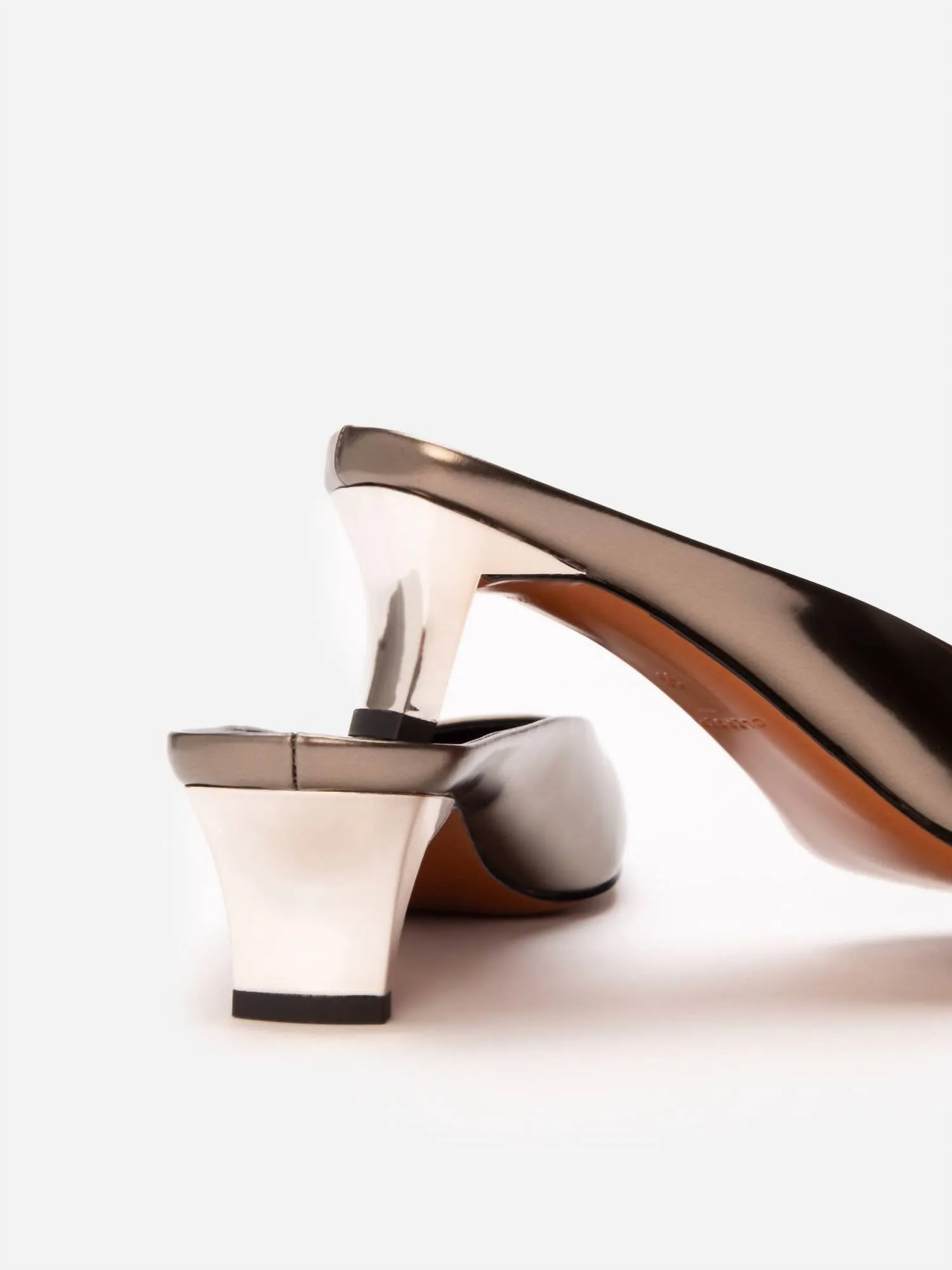Women Sia Square Toe Mule In Gloss Metallic Gobi