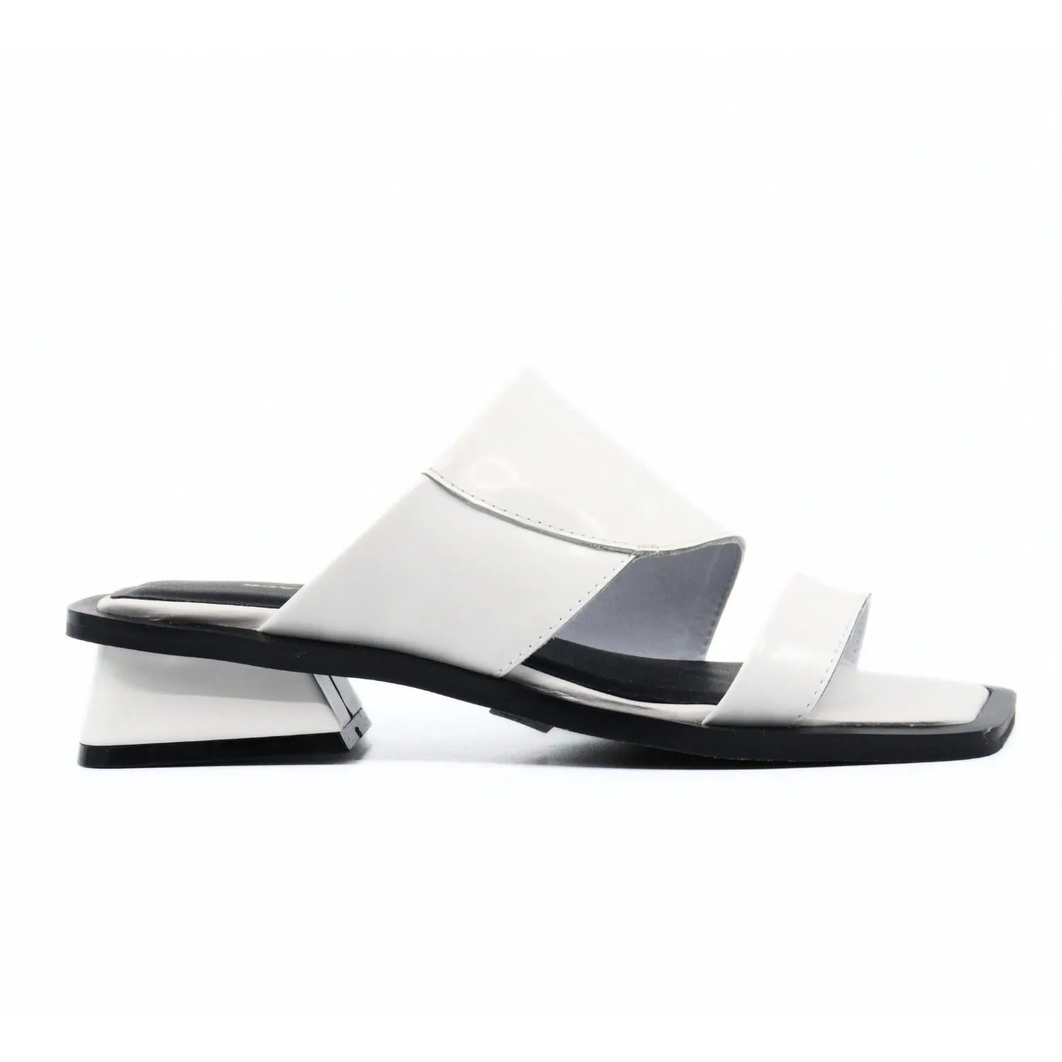 Women's Angle Mule In White