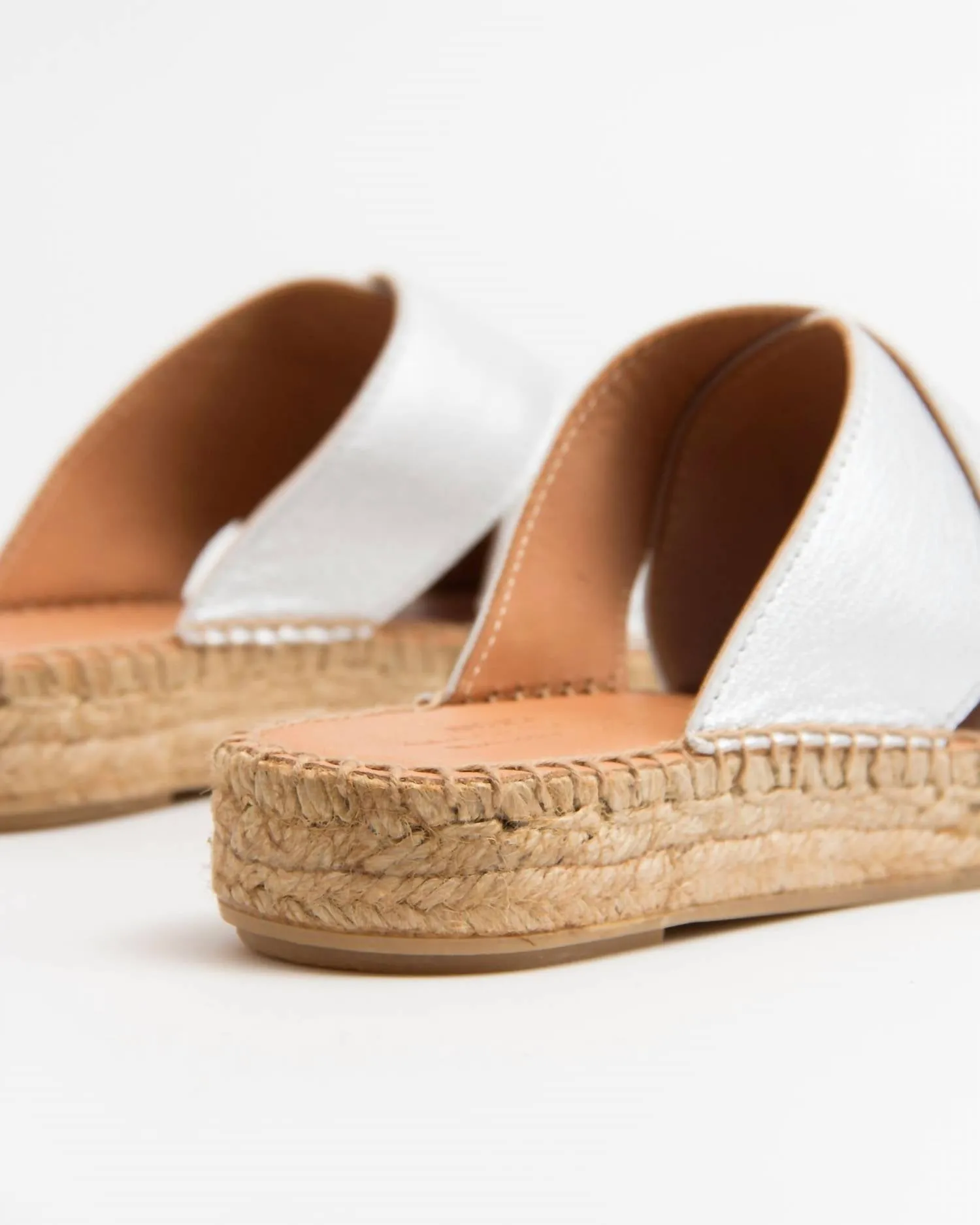 Women's Balamo Slides In Silver