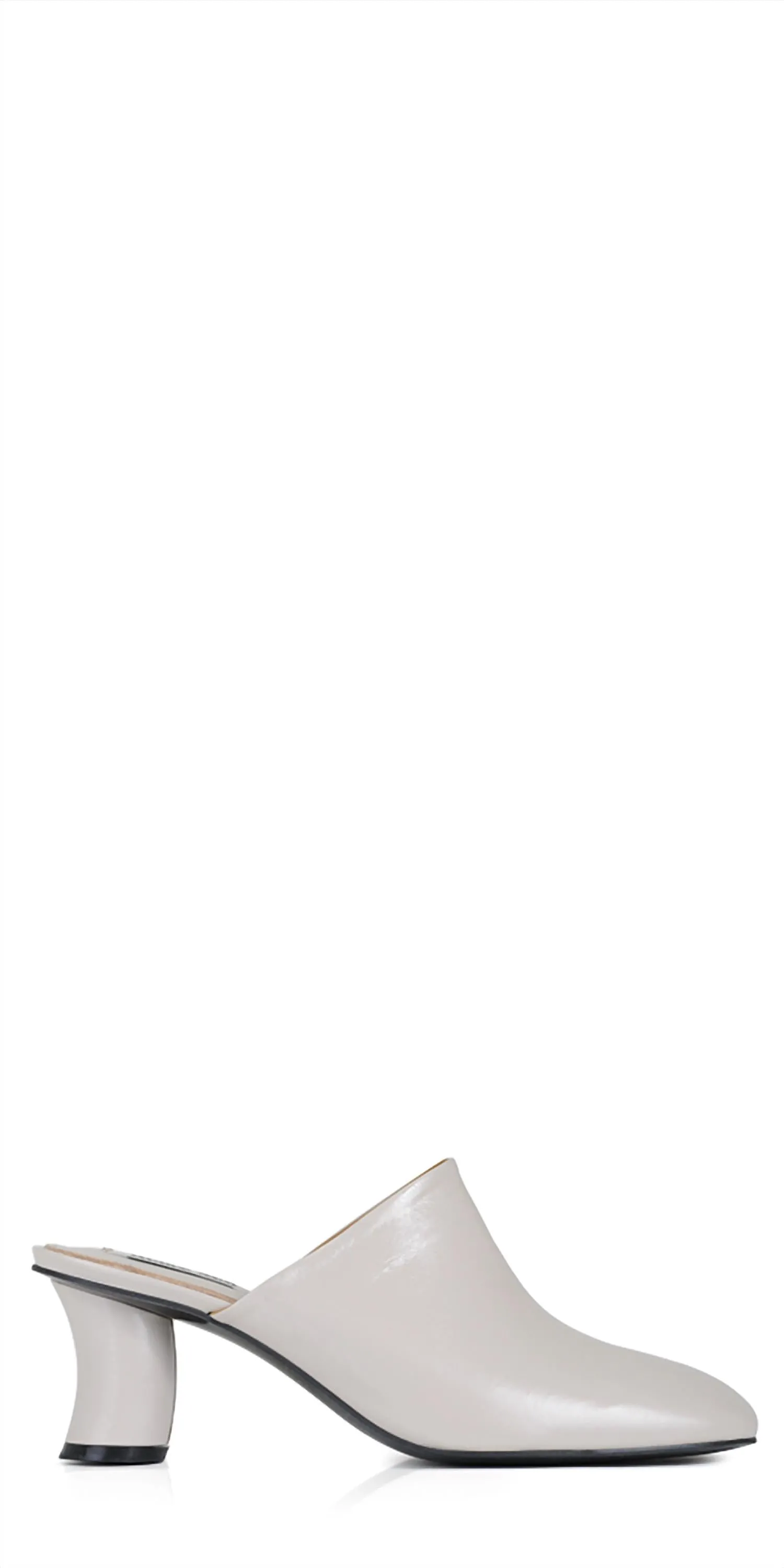 Women's Basic Curvy Mules In Cream