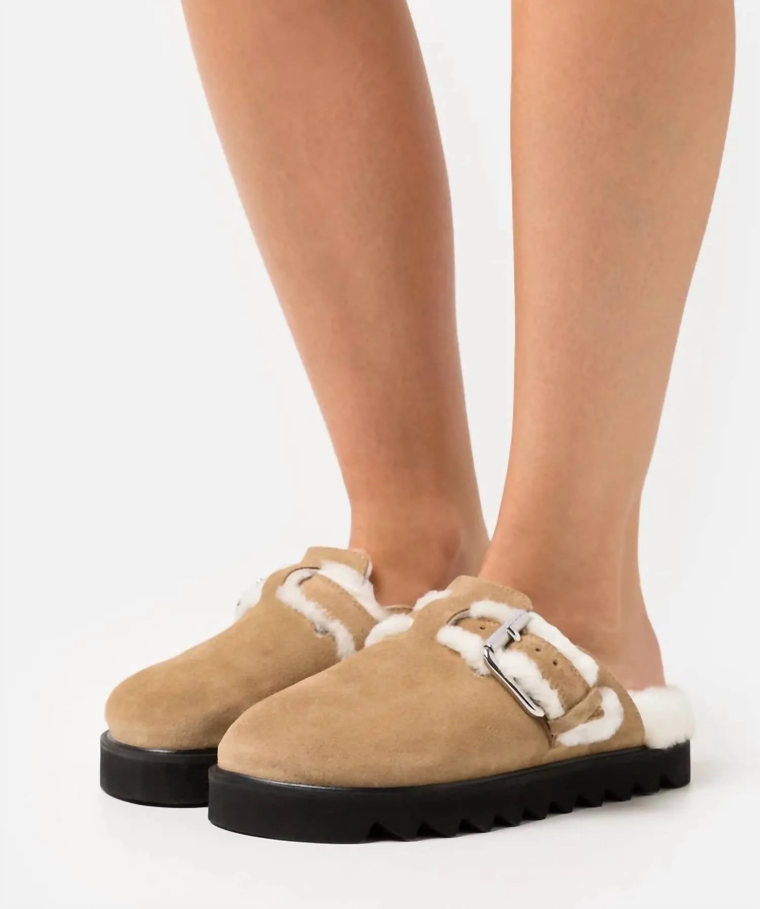 Women's Bracci Leather Mules In Camel/cream