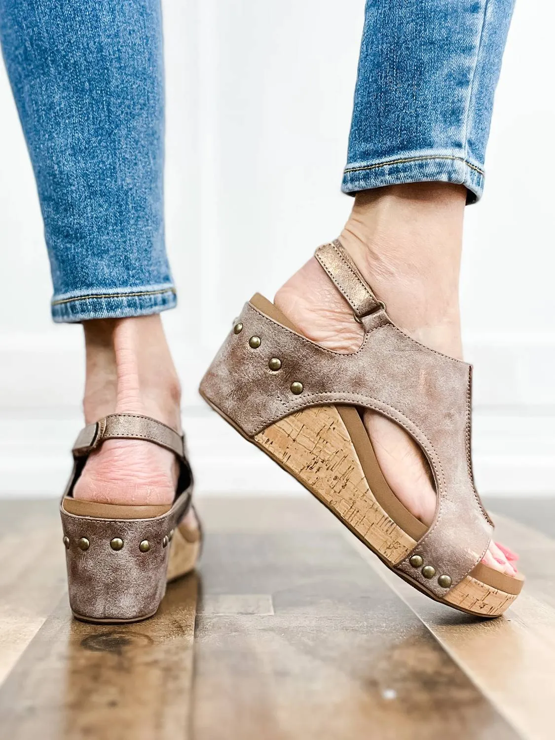 Women's Carley Wedge Sandals In Washed Bronze Metallic