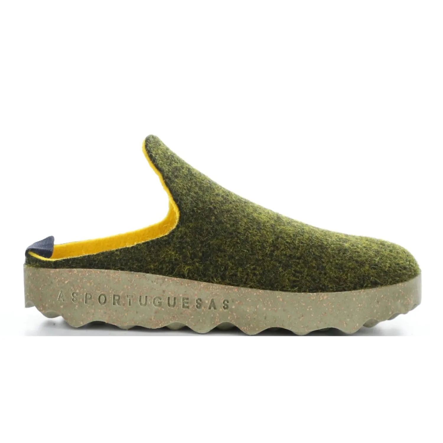 Women's Come Mule In Forest