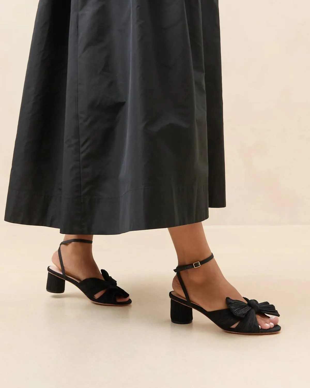 Women's Dahlia Pleated Knot Mule In Black