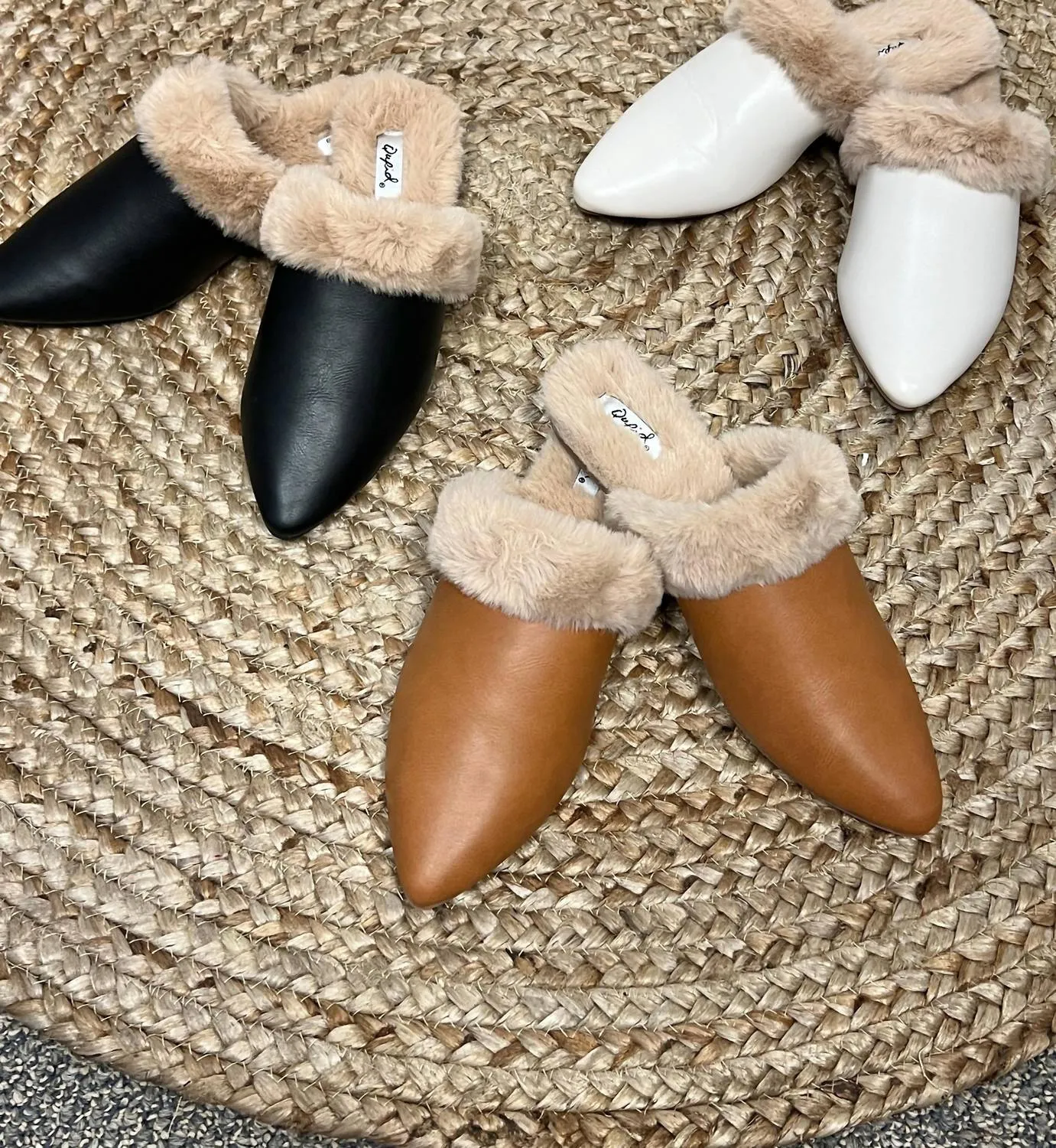 Women's Dress Furry Flats In Camel