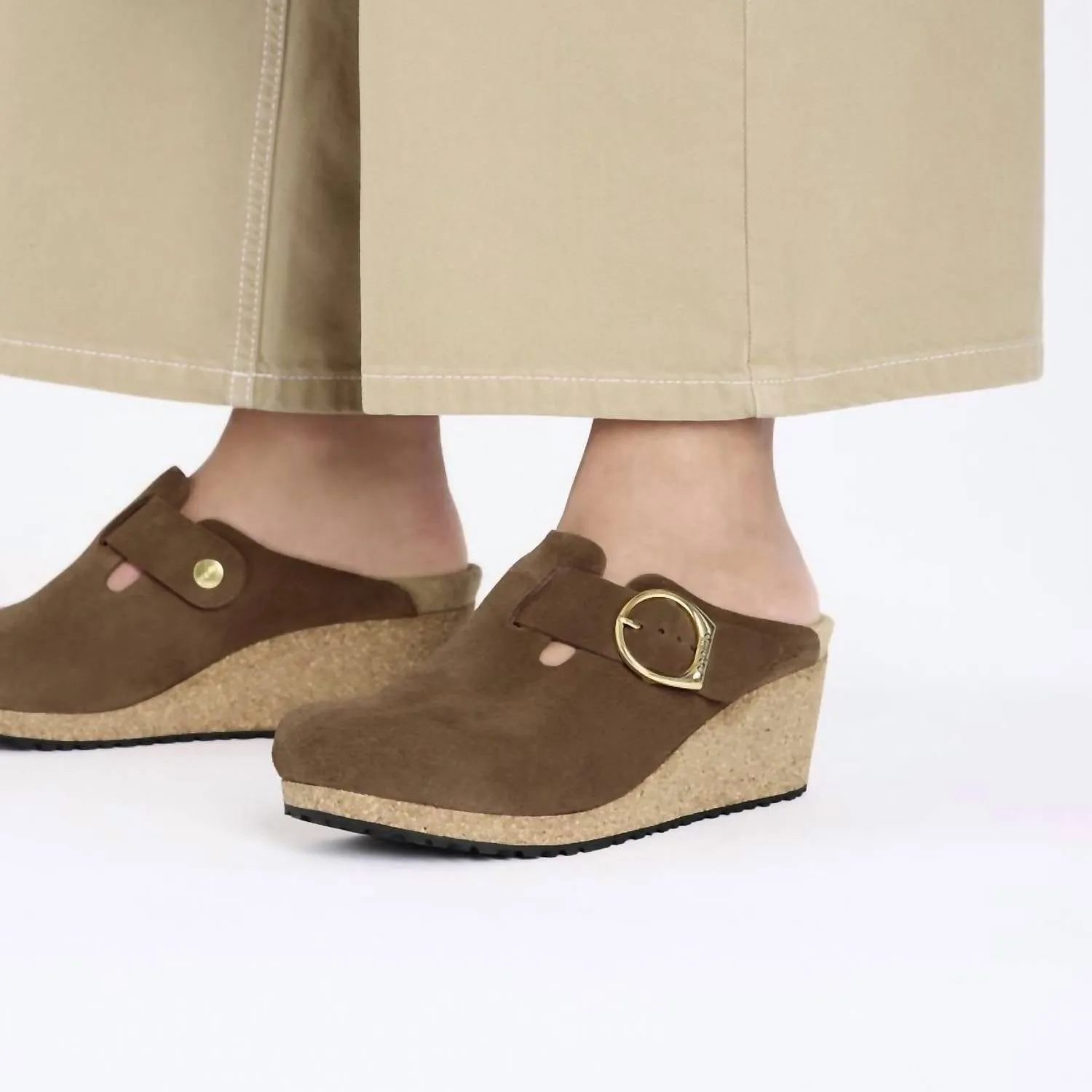 Women's Fanny Ring-Buckle Suede Leather Clog - Medium/narrow In Dark Tea