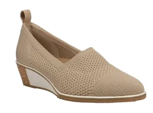Women's Galen Ecru Wedge In Beige