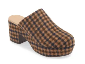 Women's Gertie Clog In Brown/navy