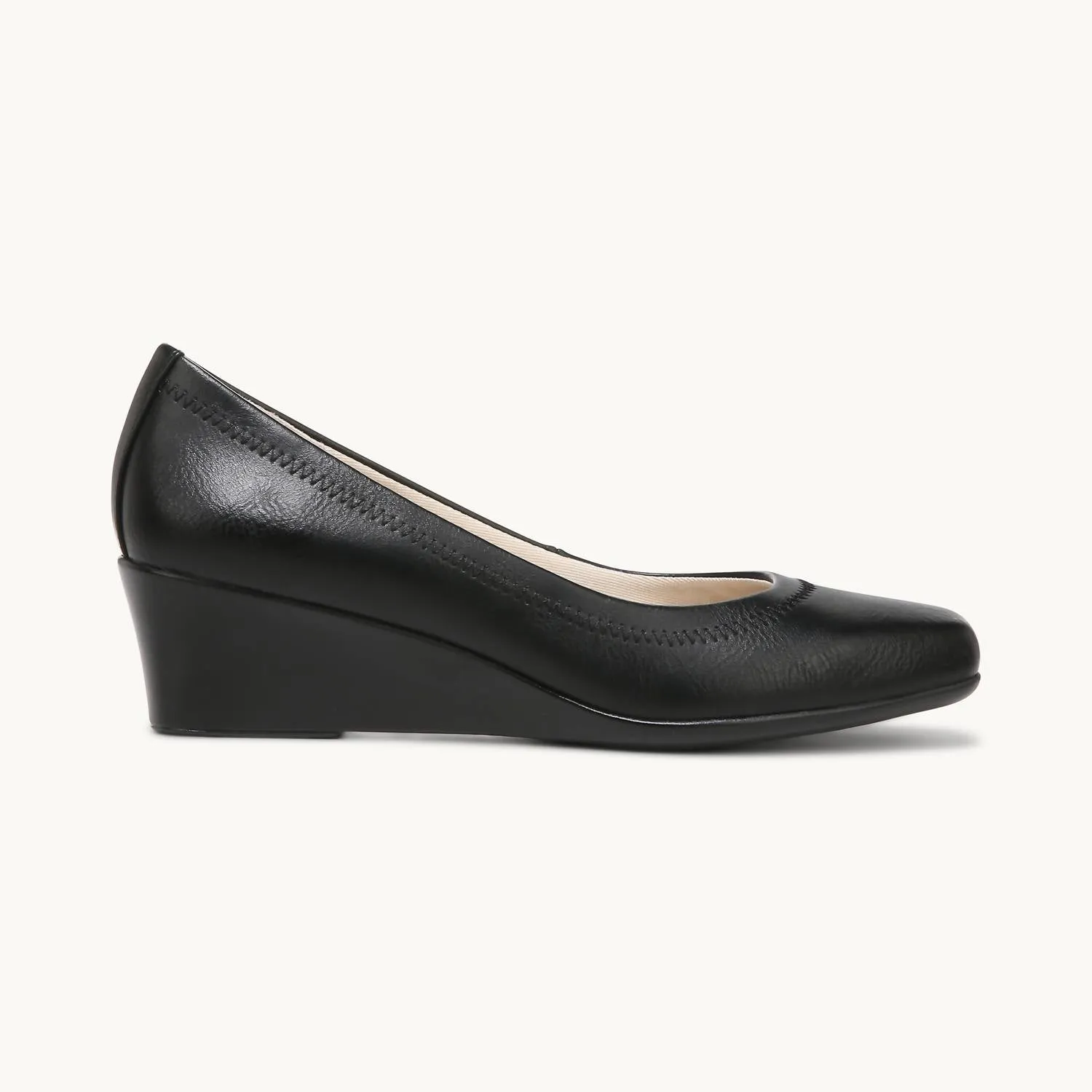 Women's Groovy Wedge Slip On Shoes In Black