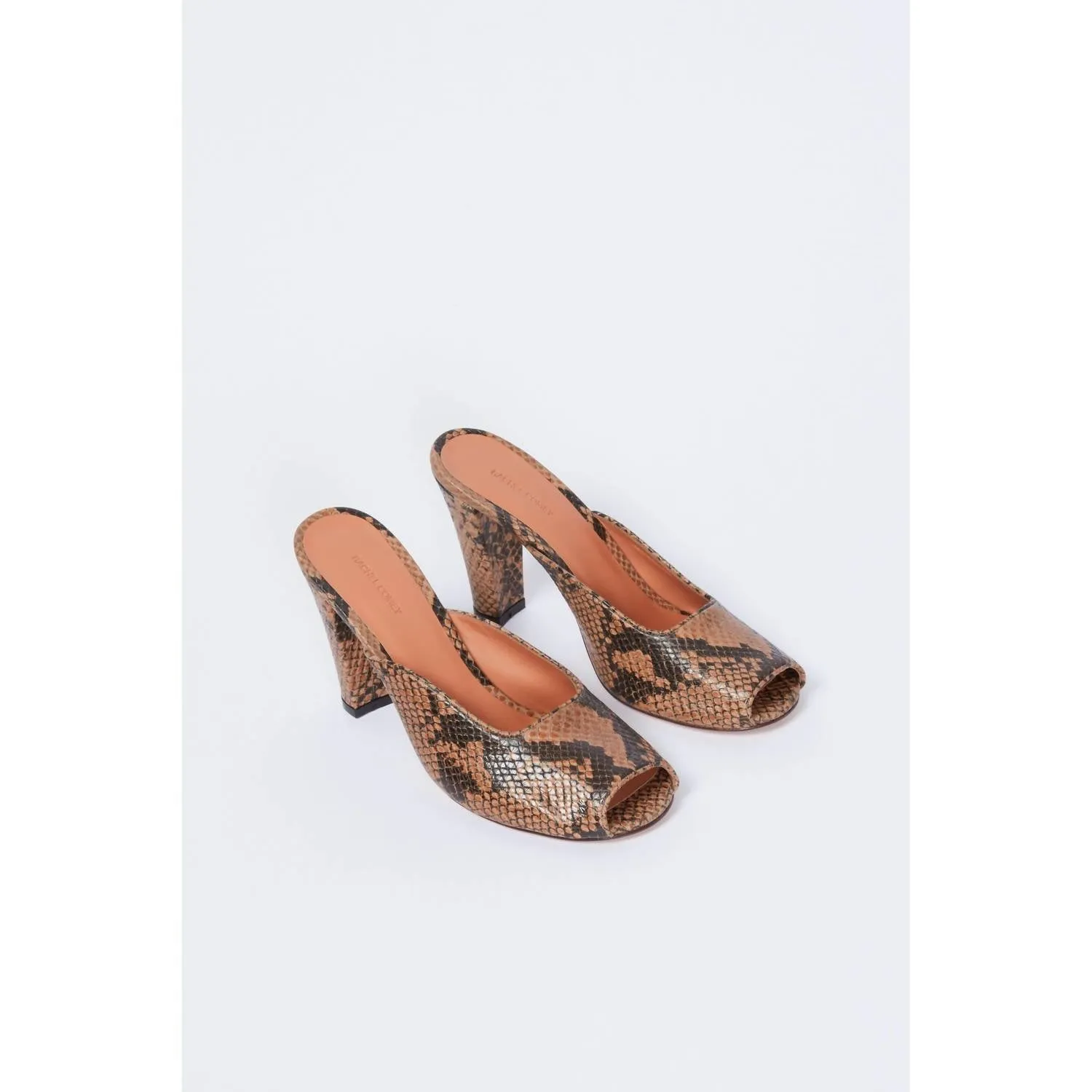 Women's Malta Mule In Latte