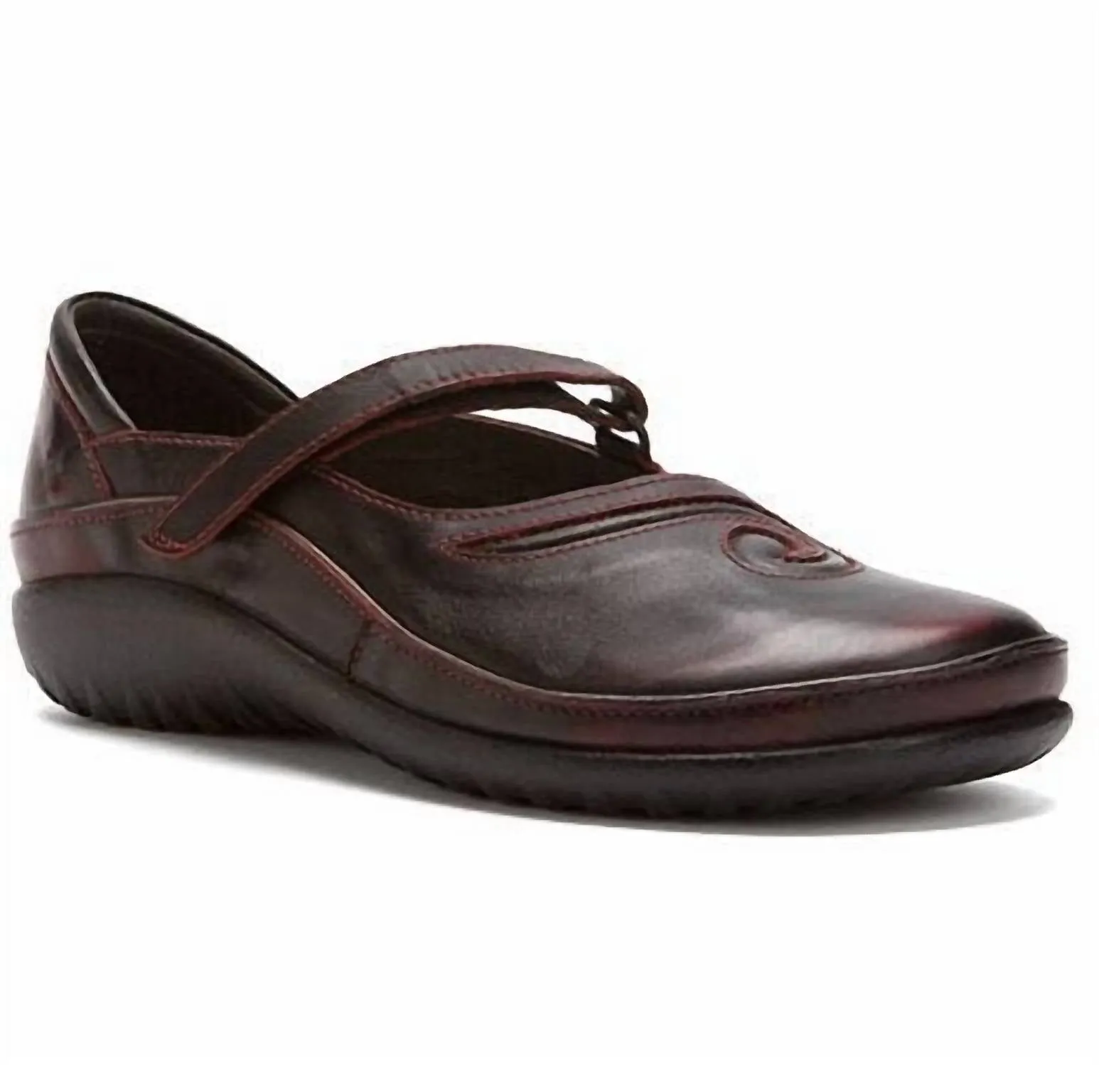 Women's Matai Clog In Volcanic Red