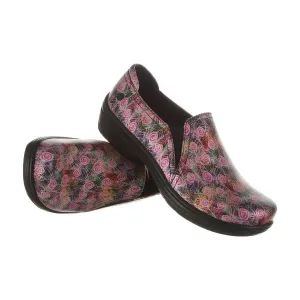 Women's Moxy Clog In Peacock Canvas