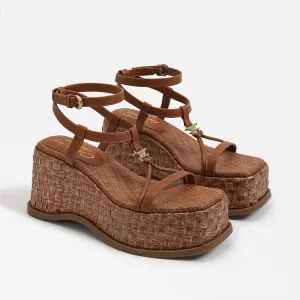 Women's Odette Sandals In Saddle